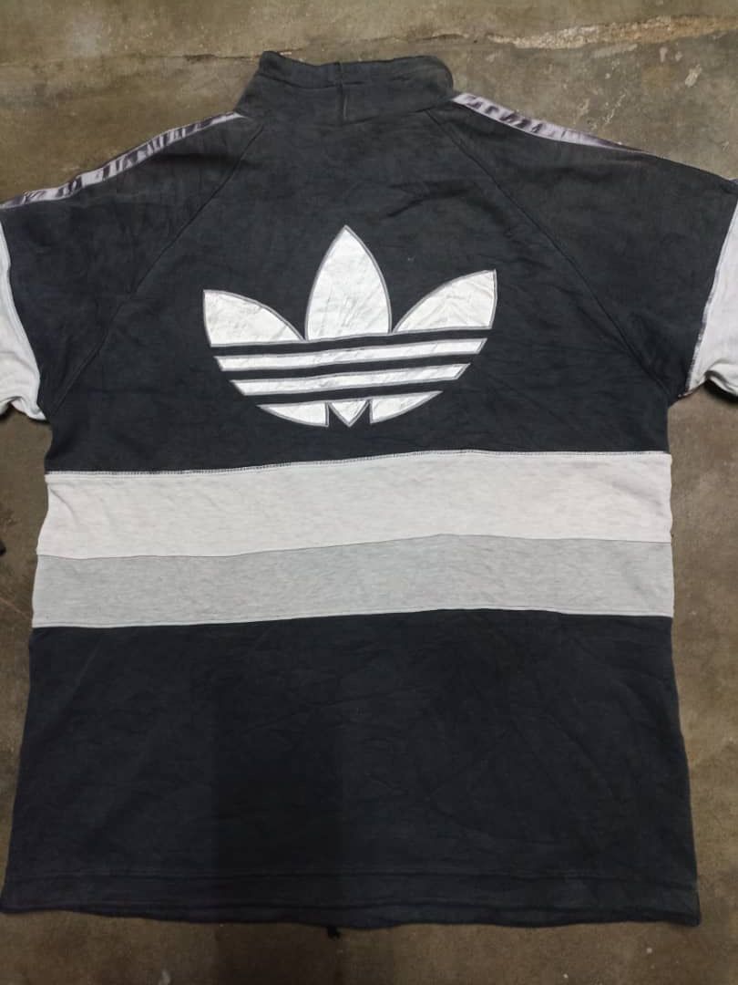 Adidas Vintage Adidas Three Stripes Big Logo Anorak style Size US L / EU 52-54 / 3 - 6 Thumbnail