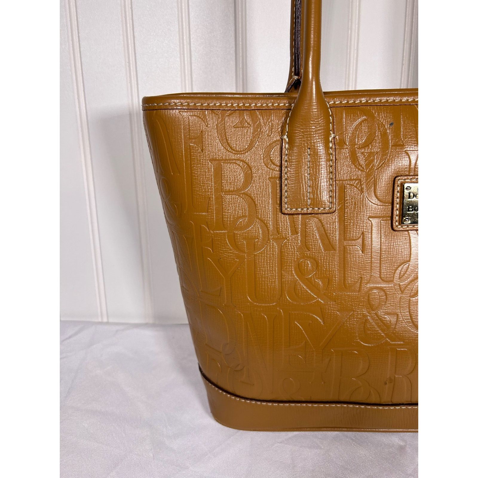 Dooney & Bourke DOONEY and Bourke Retro Tote embossed leather small russel Size ONE SIZE - 4 Thumbnail
