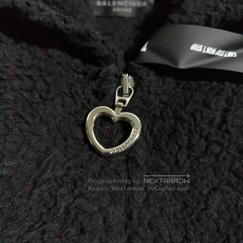 Balenciaga Balenciaga Furry Zip-up Hoodie Jacket with Ear Hood Size XS / US 0-2 / IT 36-38 - 2 Thumbnail