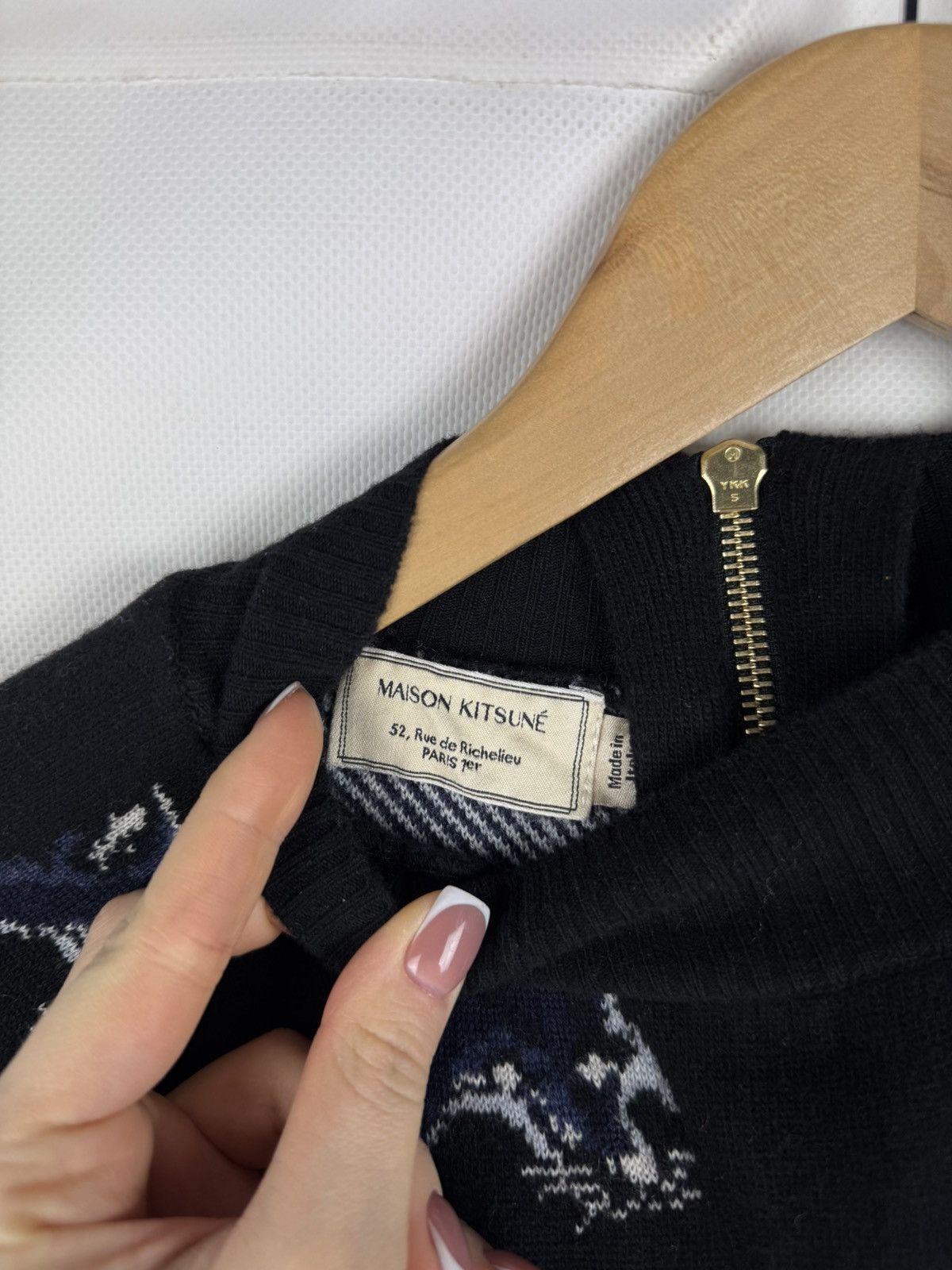 Maison Kitsune Maison Kitsune Multilogo Wool Silk Cashmere Back Zip Sweater Size S / US 4 / IT 40 - 9 Thumbnail
