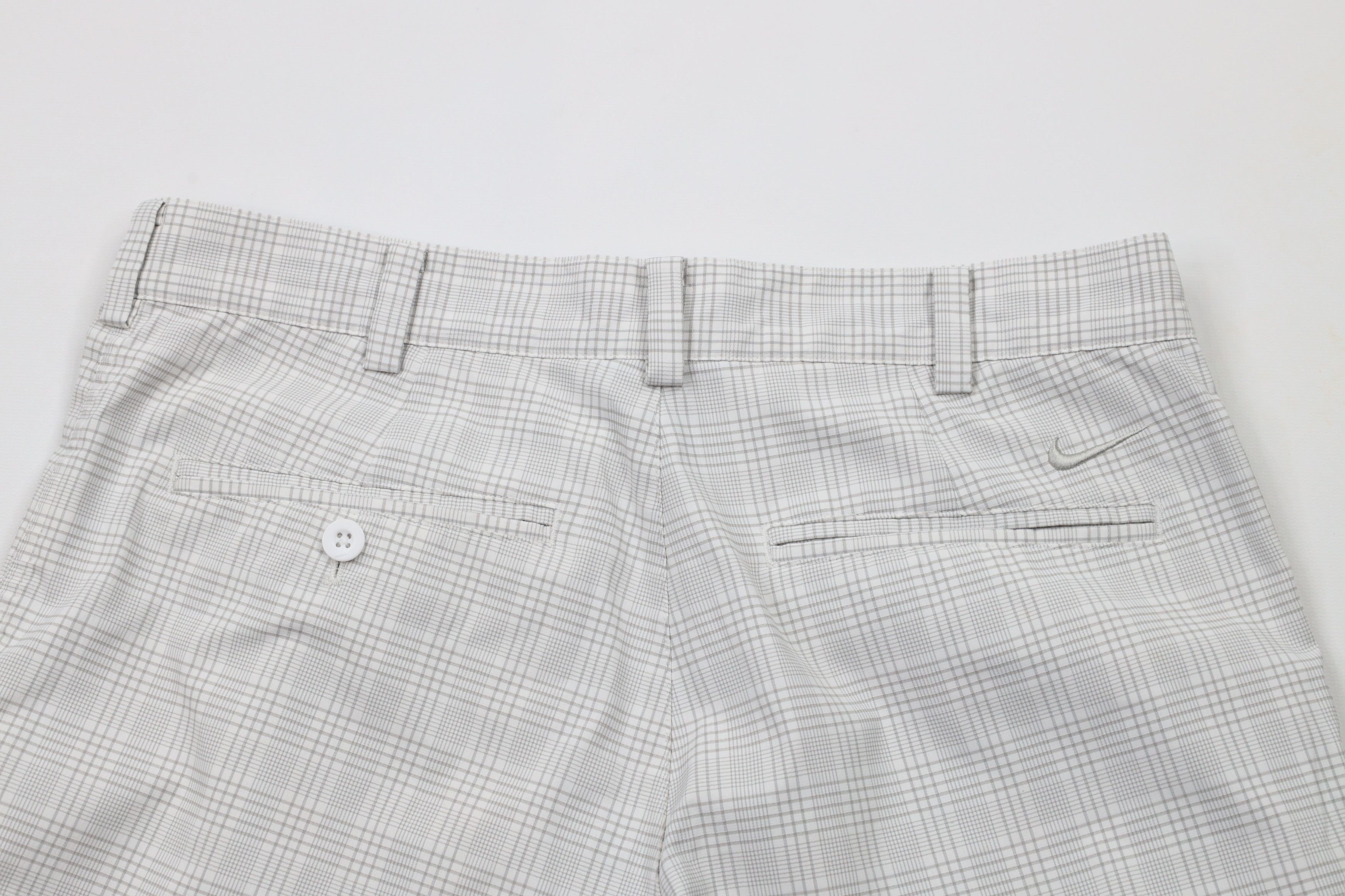 Nike × Vintage Nike Golf Dri-Fit Stretch Golfing Chino Shorts Gray Plaid Size US 30 / EU 46 - 9 Thumbnail