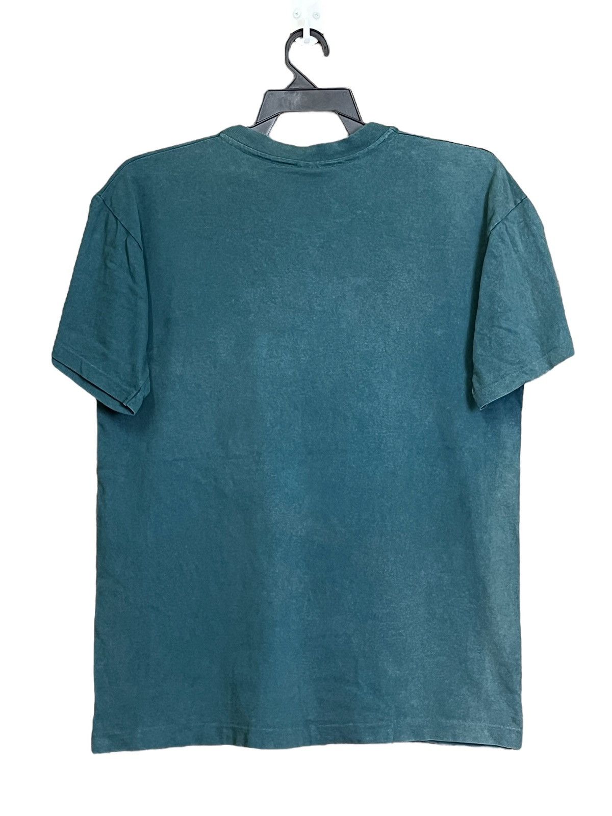 Maui and Sons Vintage 90s MAUI AND SONS shark faded tee shirt Size US M / EU 48-50 / 2 - 2 Thumbnail