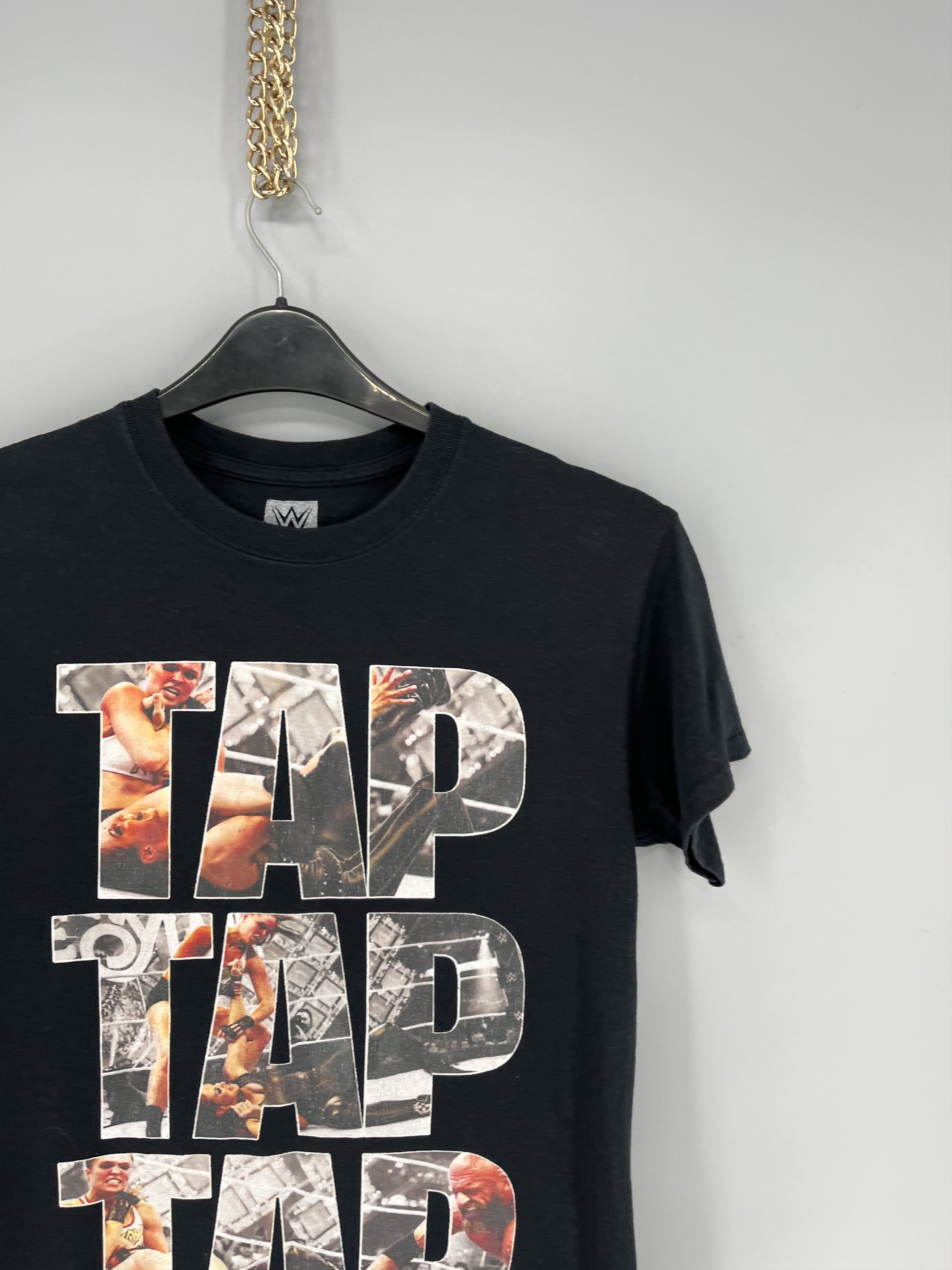 Other Vintage Y2K Wwe "TAP TAP TAP" Authentic Streetwear T-Shirts Size US S / EU 44-46 / 1 - 5 Thumbnail