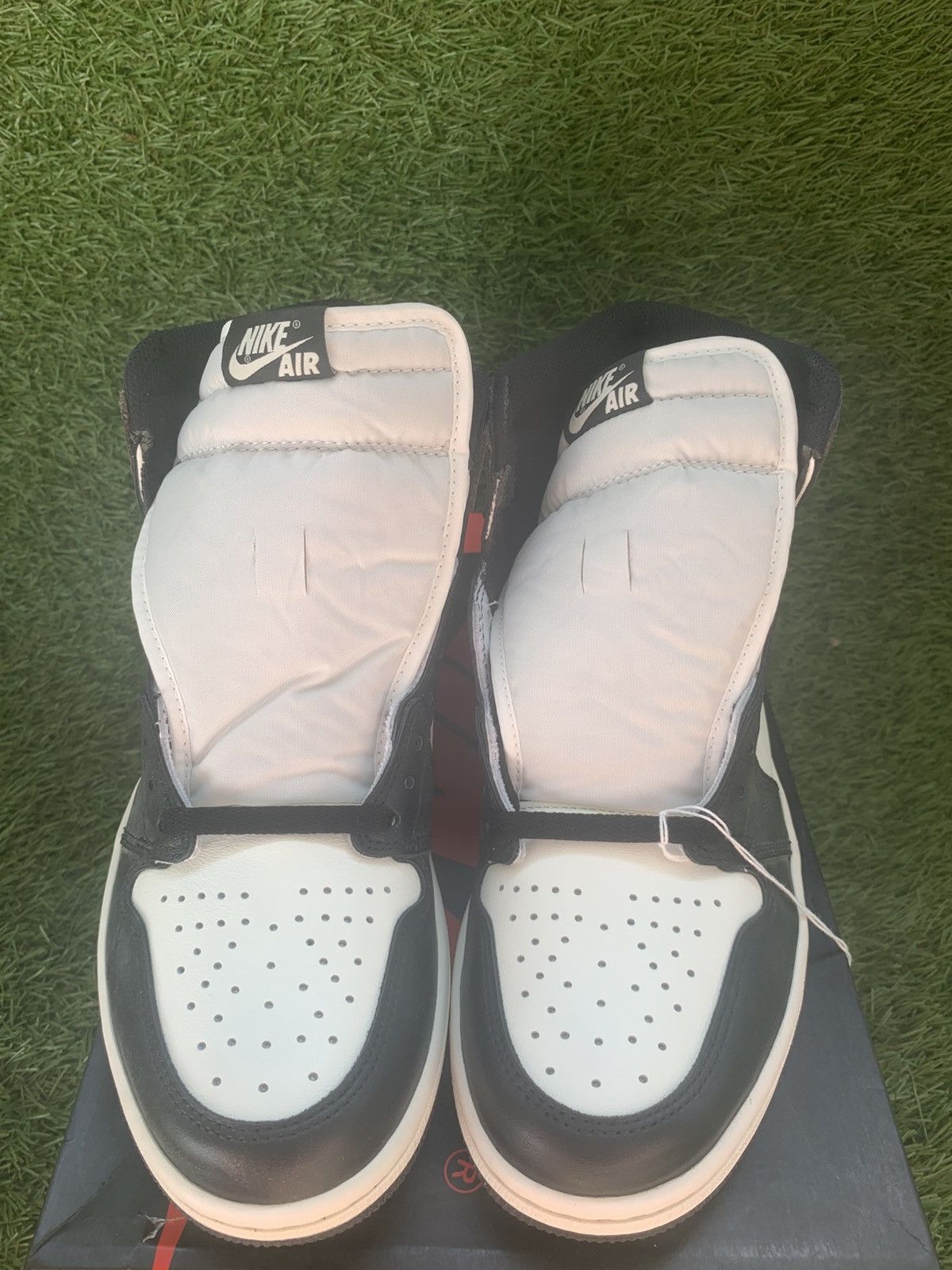 Jordan Brand Air Jordan 1 Mocha Size US 10 / EU 43 - 8 Thumbnail