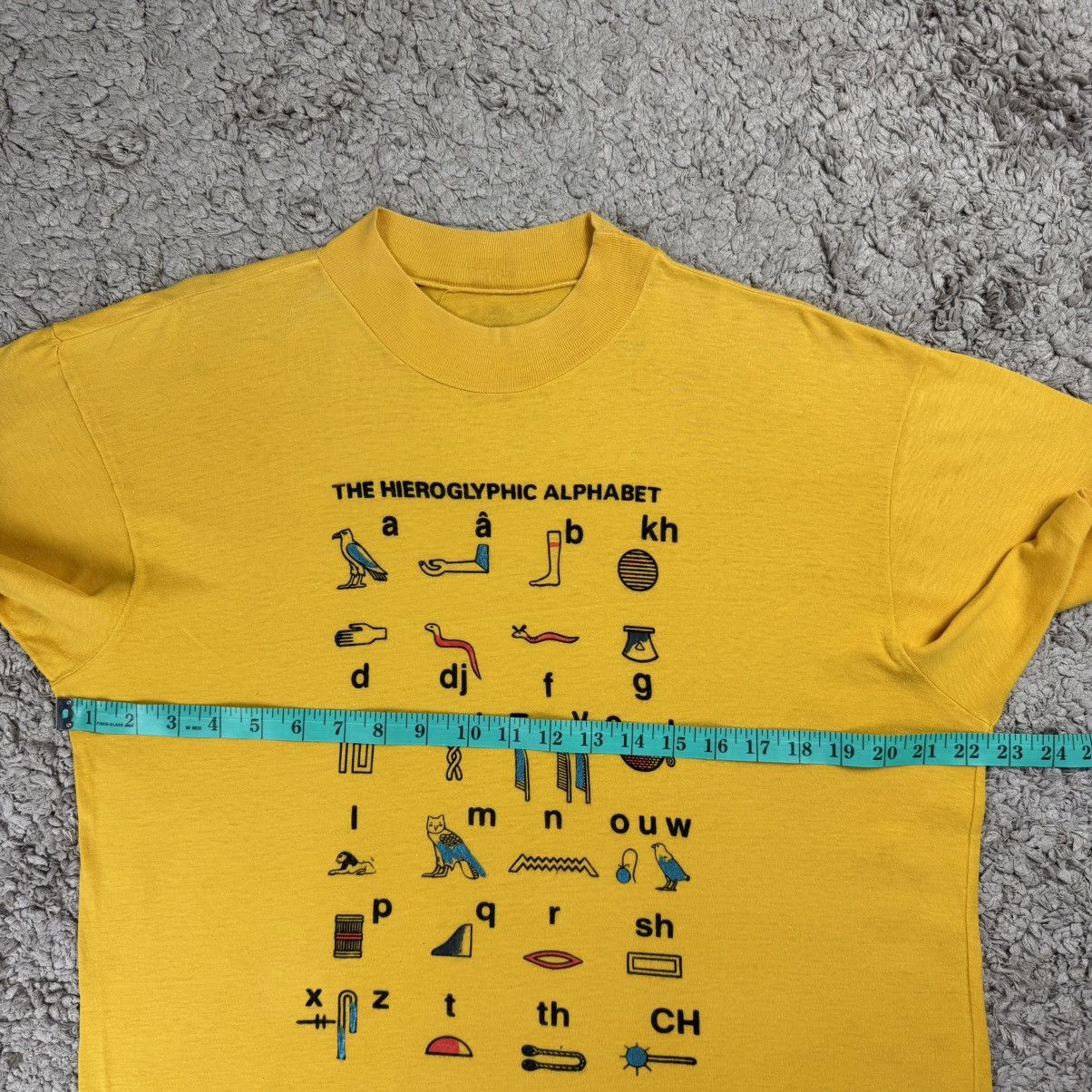 Vintage Vintage Egyptian Hieroglyphic Alphabet Graphic T-shirt Size US L / EU 52-54 / 3 - 12 Thumbnail
