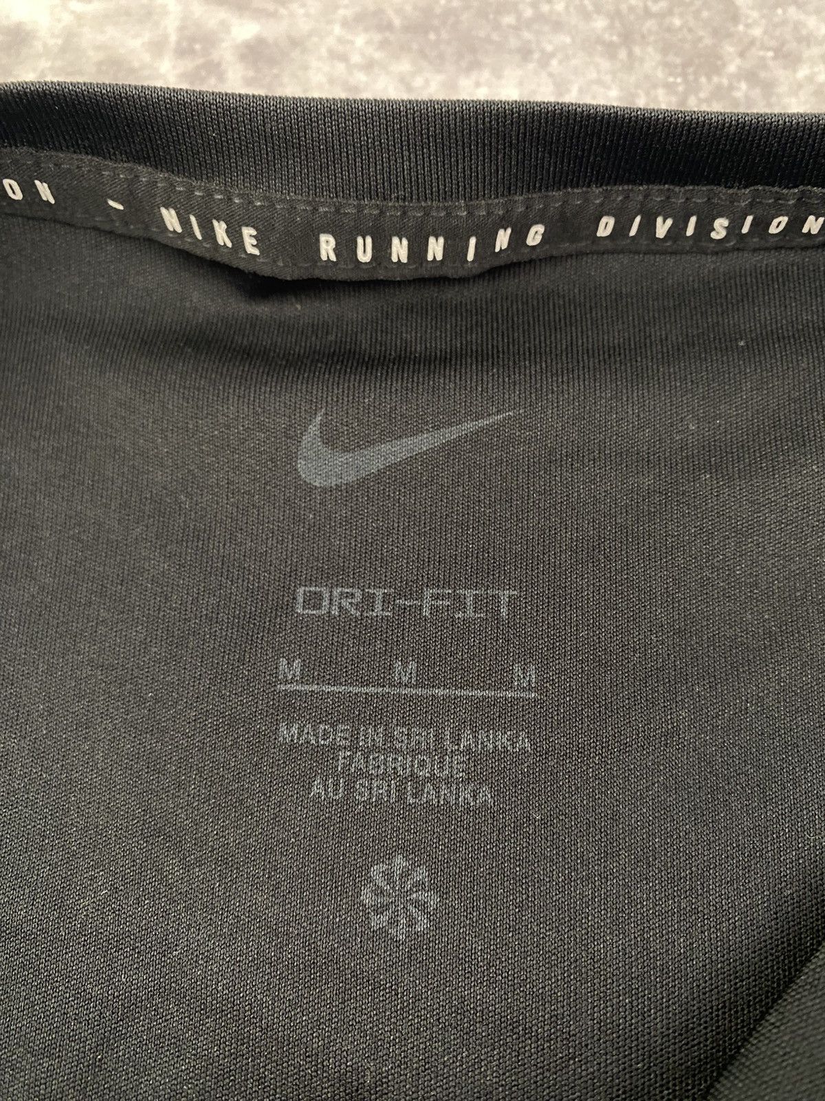 Nike 🍀Free Shipping☘️ Nike Running Division T-shirt Size: M Size US M / EU 48-50 / 2 - 4 Thumbnail