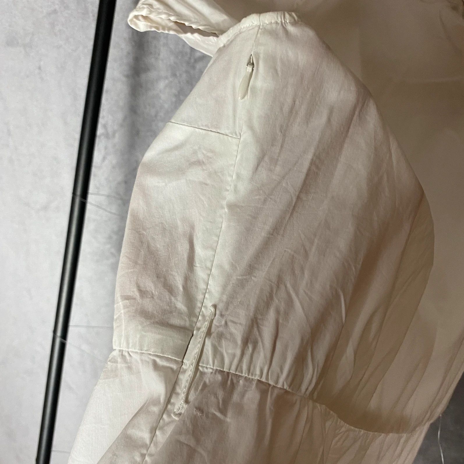 Designer × Valentino Valentino RED Garavani white shirt Size L / US 10 / IT 46 - 7 Thumbnail