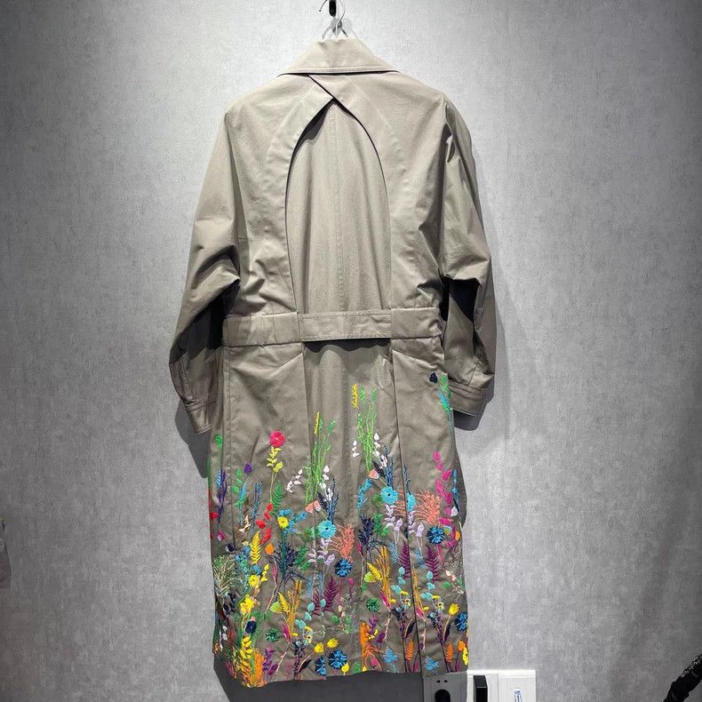 Louis Vuitton LOUIS VUITTON Floral embroidered trench coat Size US S / EU 44-46 / 1 - 2 Thumbnail