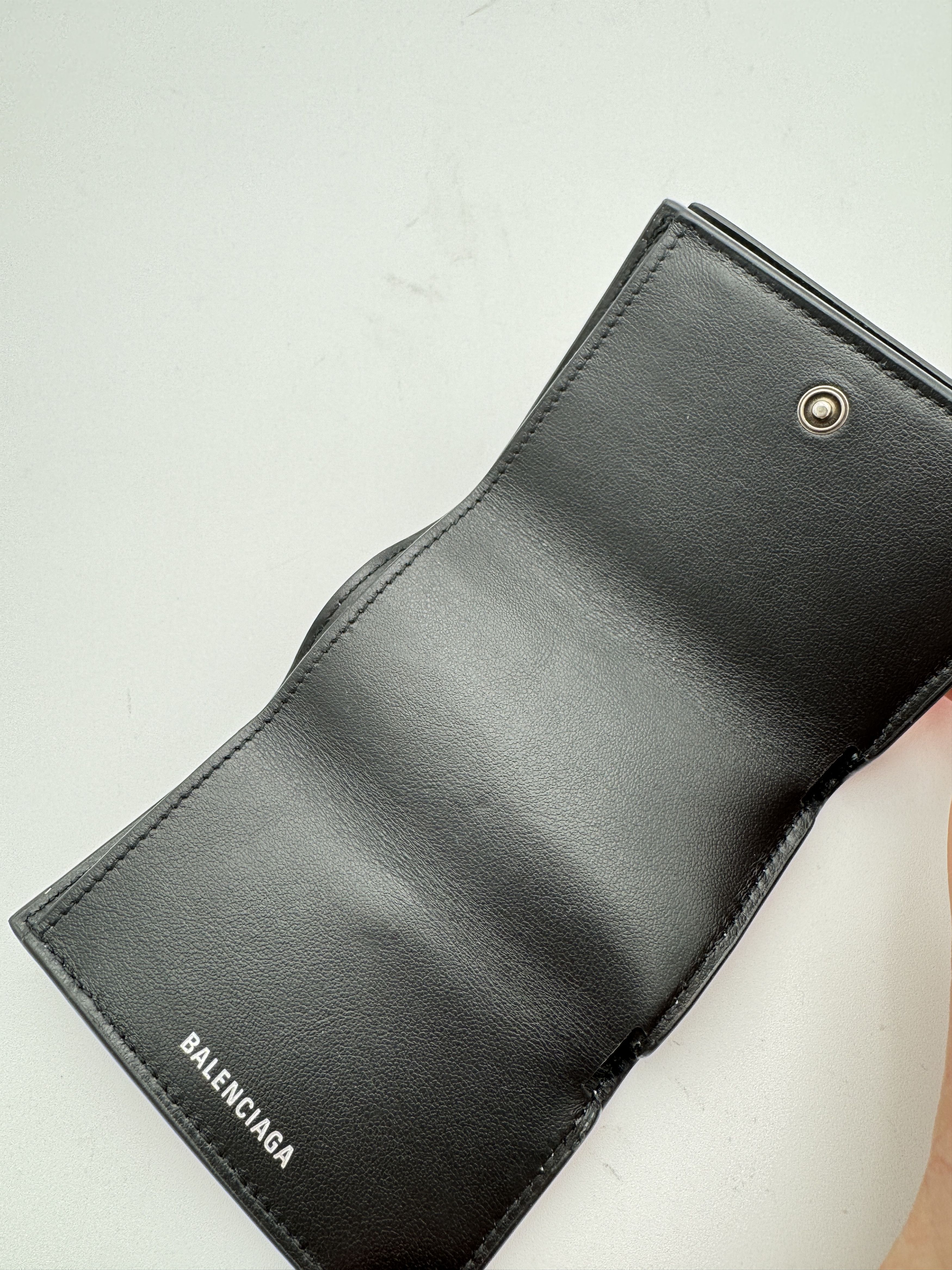 Balenciaga Balenciaga Antwerp Mini Wallet Strawberry Groceries Size ONE SIZE - 4 Thumbnail