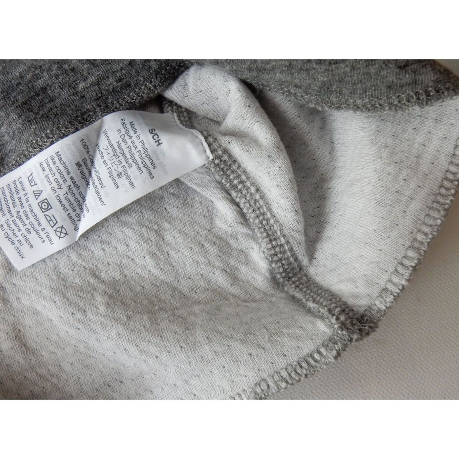 J.Crew J.CREW Men’s T-Shirt Henley Long Sleeve Size S Gray Snap Button 2 Layer Shirt Size US S / EU 44-46 / 1 - 2 Thumbnail