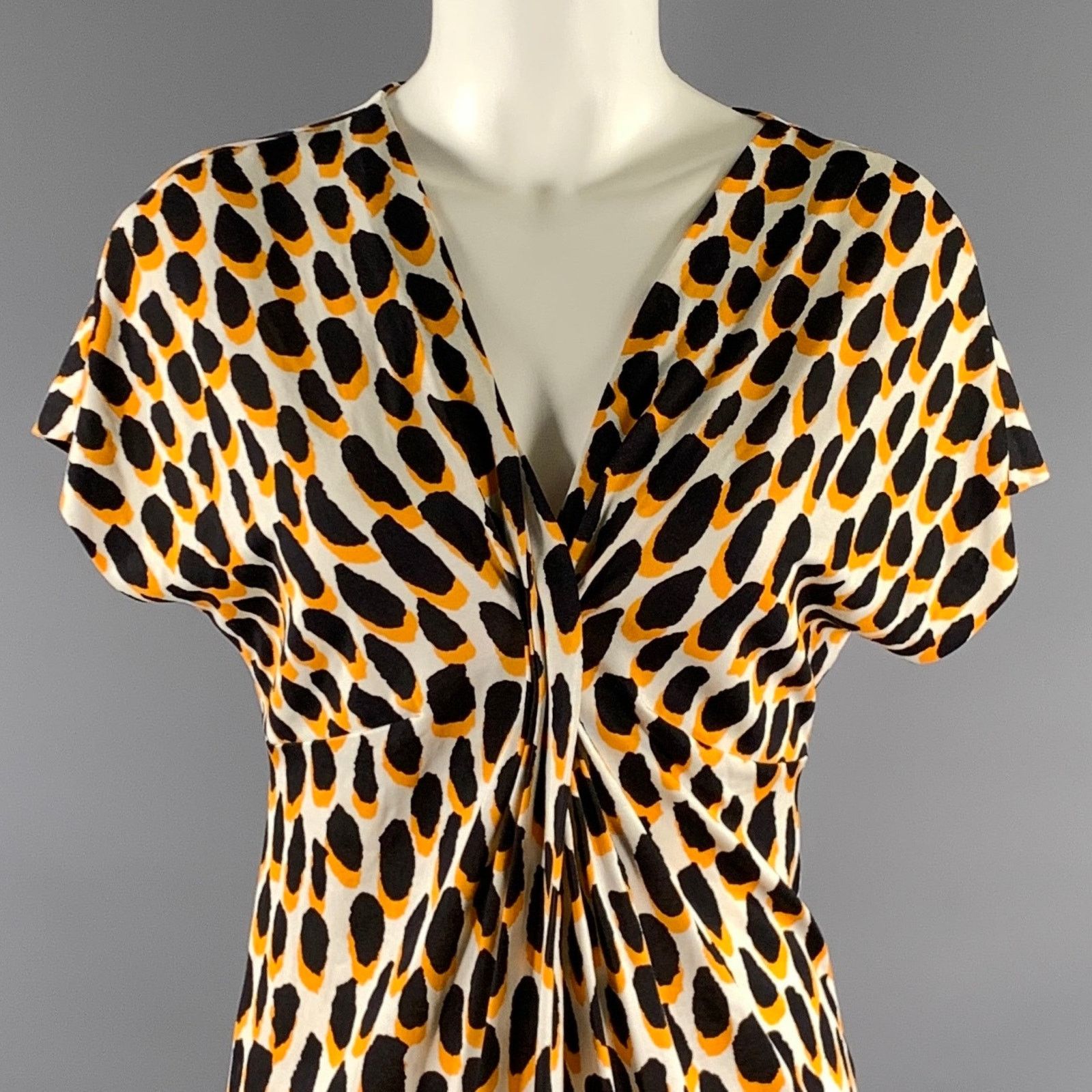 Diane von Furstenberg DIANE VON FURSTENBERG Size 2 Orange Black Animal Print Dress Size XS / US 0-2 / IT 36-38 - 2 Thumbnail