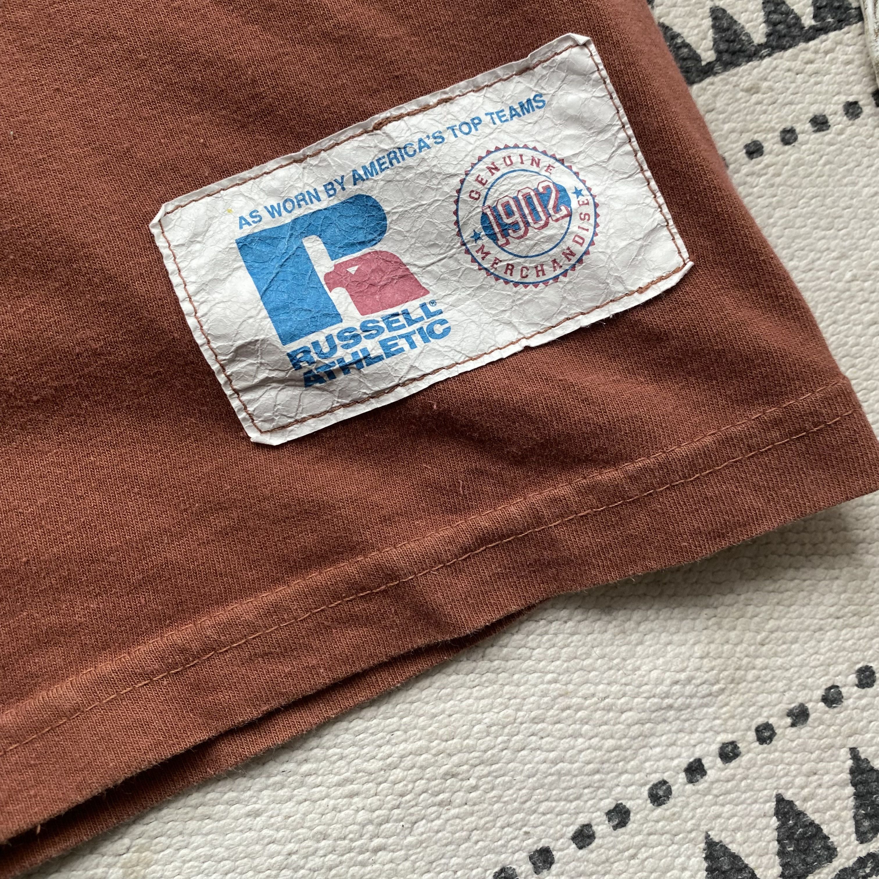 Russell Athletic Essential Vintage Russell Athletic Boxy Tee Y2K Kith Size US M / EU 48-50 / 2 - 6 Thumbnail