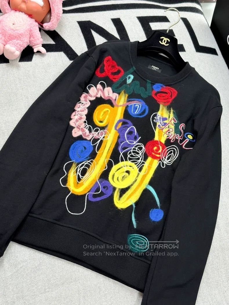 Fendi Black Long Sleeve Sweatshirt with Colorful Pattern