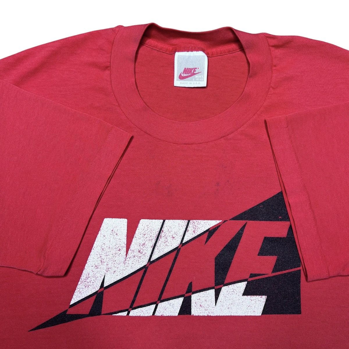 Nike × Vintage 1980s Nike Spell Out Graphic Red Cotton Polyester Blend Tee Size US L / EU 52-54 / 3 - 2 Thumbnail