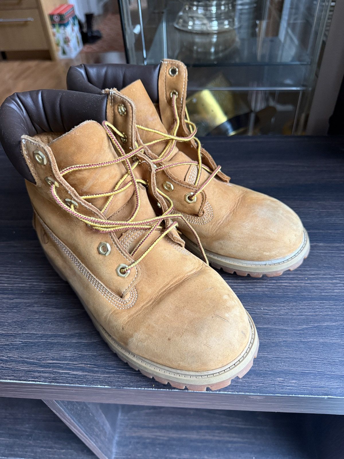 Timberland Timberland 6-Inch Premium Wheat Nubuck Boots Size US 6 / EU 39 - 2 Thumbnail