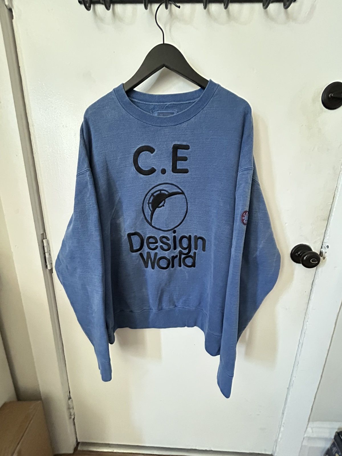 Cav Empt Cav Empt Design World Crew Neck Sweater Size XL Size US XL / EU 56 / 4 - 7 Thumbnail