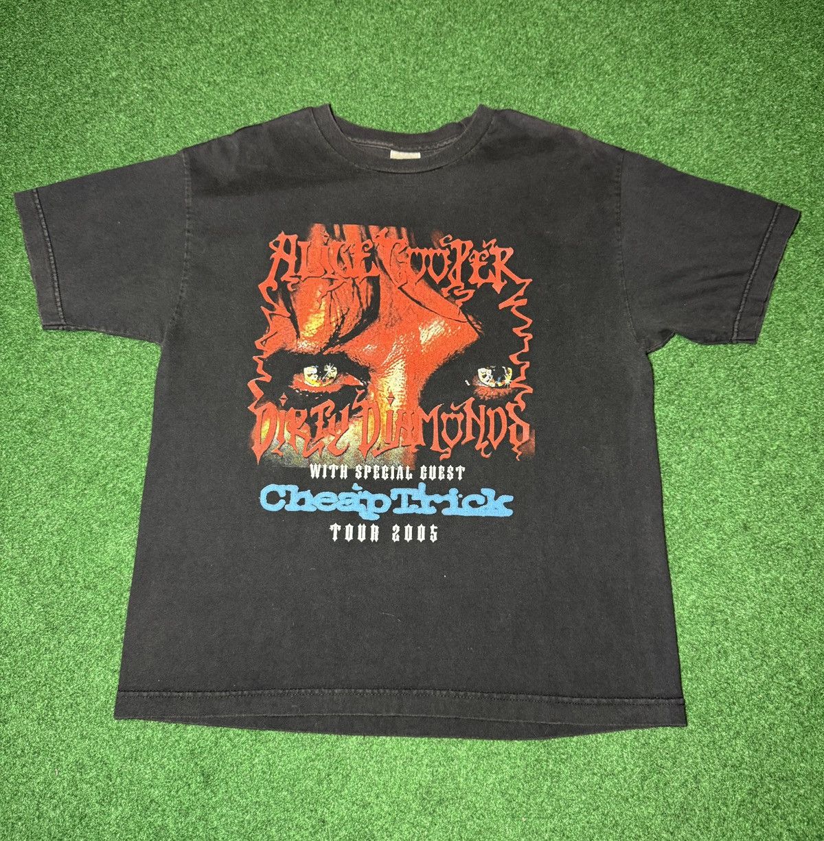Band Tees × Vintage Vintage 90s Y2K Alice Cooper Cheap Trick Tour Rock T Shirt Size US L / EU 52-54 / 3 - 1 Thumbnail