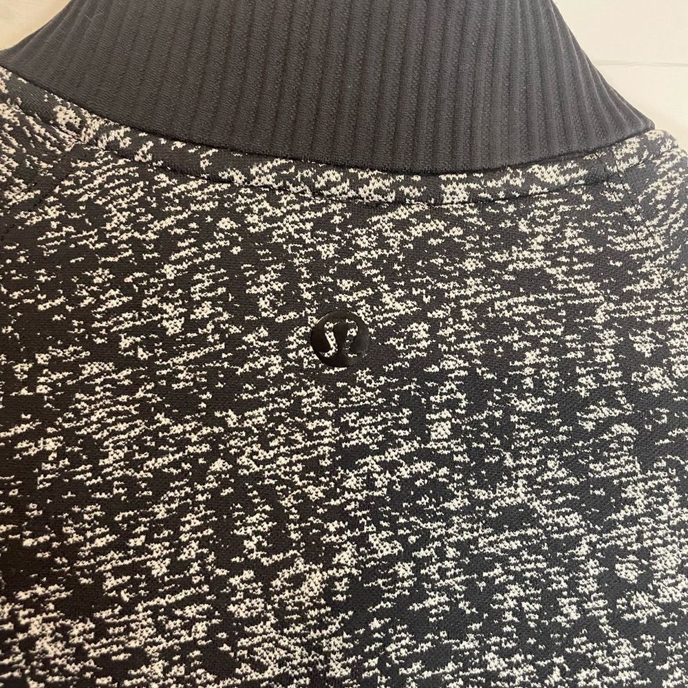 Lululemon Lululemon Athletica Heathered Grey Pullover Sweatshirt Size Size M / US 6-8 / IT 42-44 - 5 Thumbnail