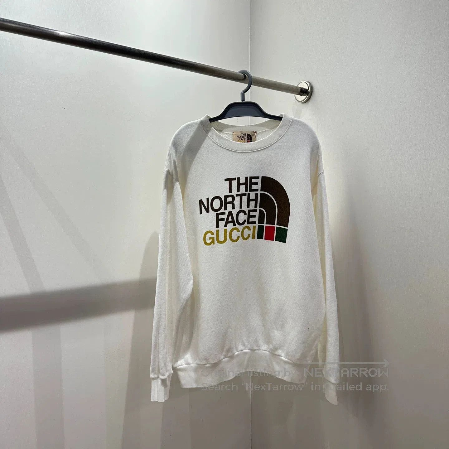 Gucci White Logo Print Long Sleeve Sweatshirt. Size US S / EU 44-46 / 1 - 1 Thumbnail