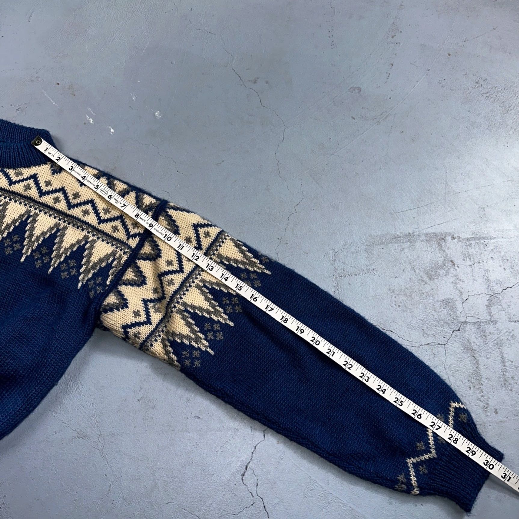Vintage VINTAGE 1960s Handmade Aztec Cable Sweater Rockabilly Cottage Core Women’s Medium Blue Size M / US 6-8 / IT 42-44 - 6 Thumbnail