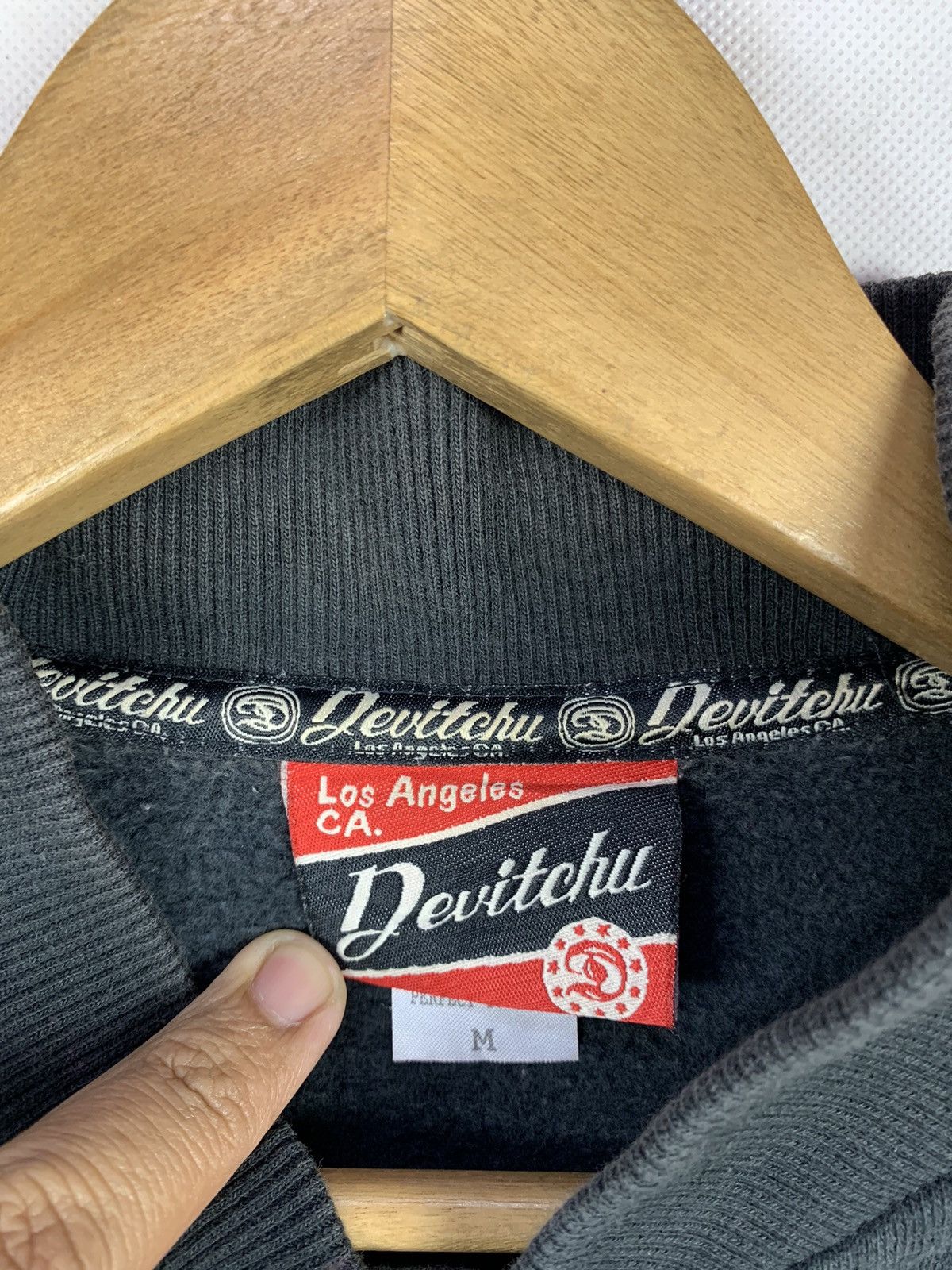 Japanese Brand Rare! Devitchu Streetwear Big Logo Baseball Sweater Size US M / EU 48-50 / 2 - 11 Thumbnail