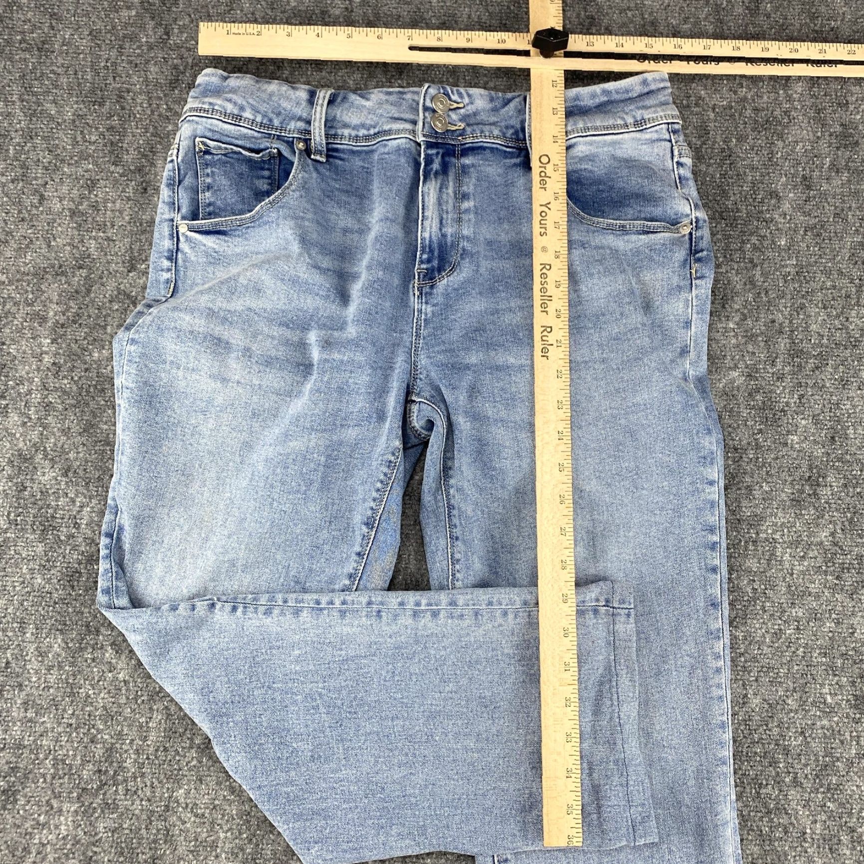 Hudson Hudson Jeans Womens 12 Light Wash Flap Pocket Straight Leg Denim Union Jack Shirt? Size 34" / US 12 / IT 48 - 3 Thumbnail