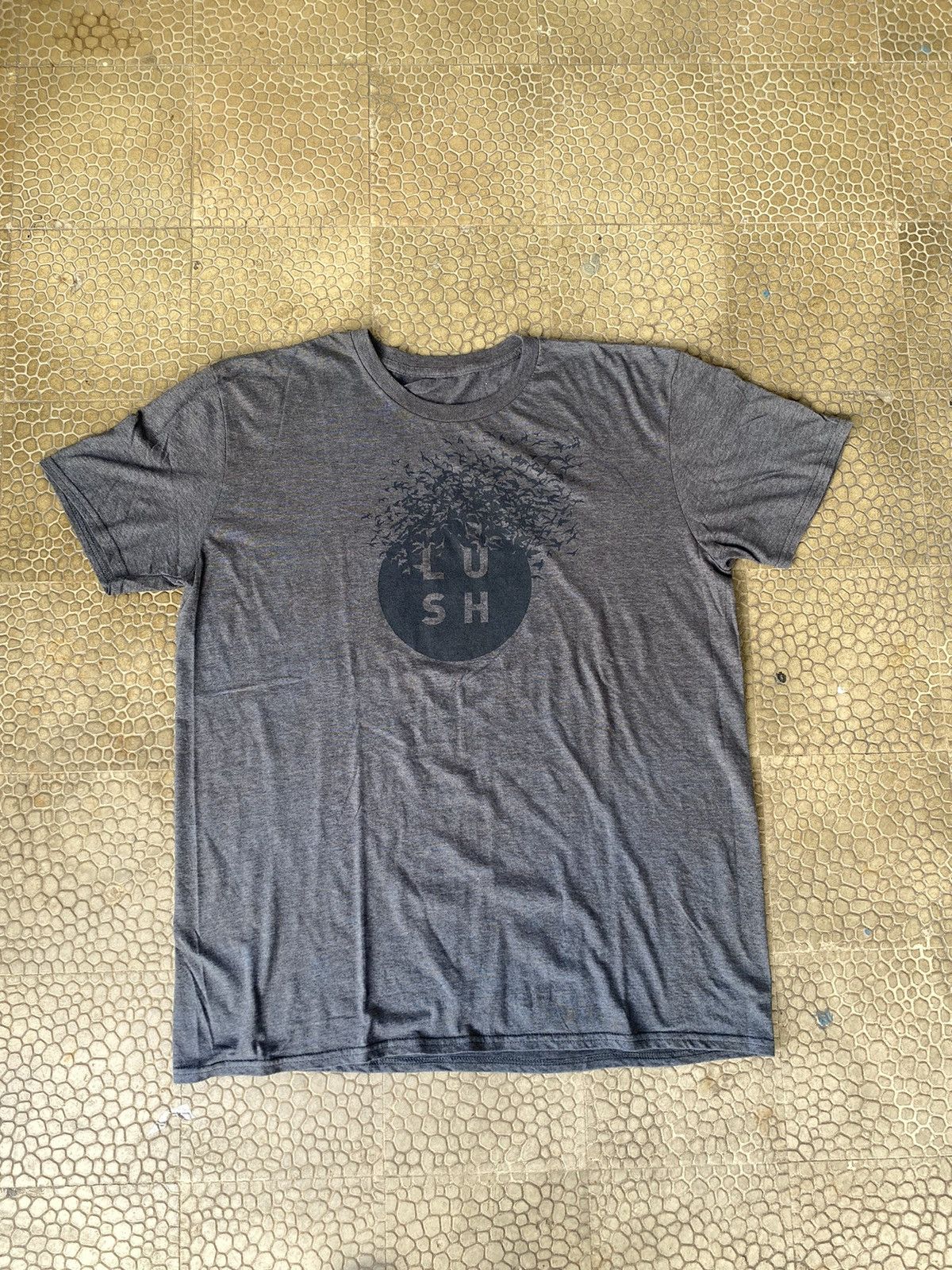 Band Tees LUSH TOUR TEE Size US XL / EU 56 / 4 - 1 Thumbnail