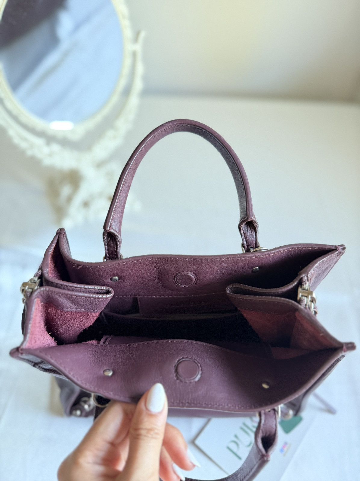 Balenciaga Authentic BALENCIAGA Mini Papier A4 Tote Burgundy Calfskin Size ONE SIZE - 8 Thumbnail