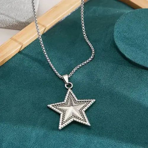 Jewelry Five Pointed Star Pendant Rope Chain Necklace Size ONE SIZE - 3 Thumbnail