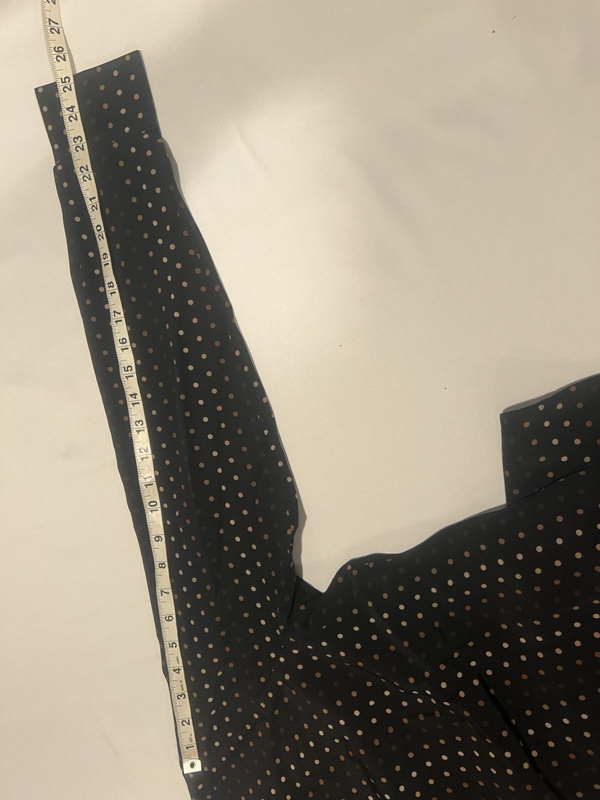 Saint Laurent Paris Saint Laurent men’s silk dots shirt. 38/15.5. $1650 Size US M / EU 48-50 / 2 - 6 Thumbnail