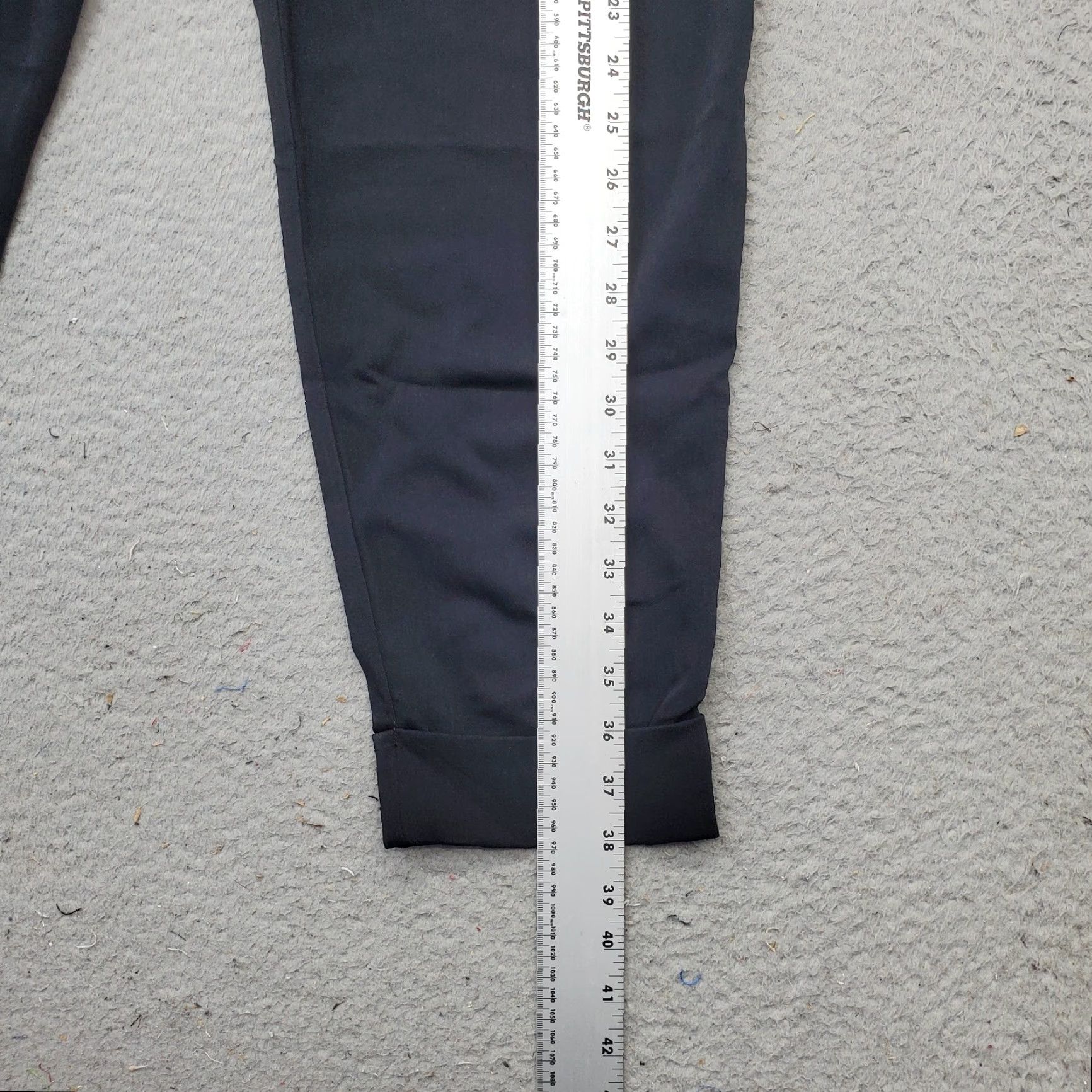 BB Dakota BB Dakota Jogger Pants Women's 2 Black Slash Pocket Pleated Front Cuffed Size 26" / US 2 / IT 38 - 3 Thumbnail