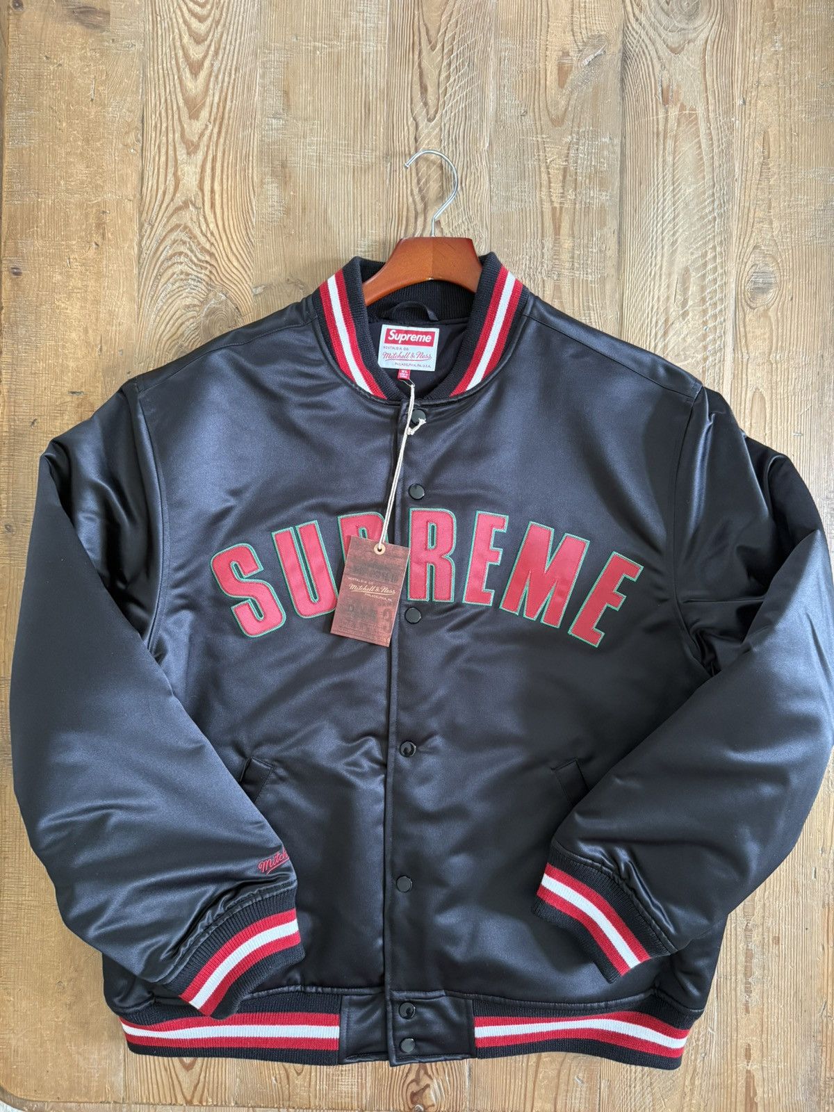 Supreme Supreme Varsity Jacket Size Xl Men’s Satin Mitchell & Ness Size US XL / EU 56 / 4 - 11 Thumbnail