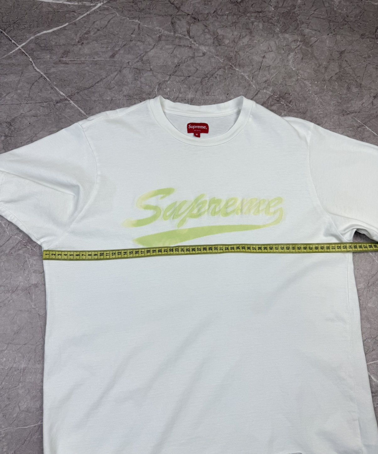Supreme Supreme Big logo Tshirt Size M Size US M / EU 48-50 / 2 - 15 Thumbnail