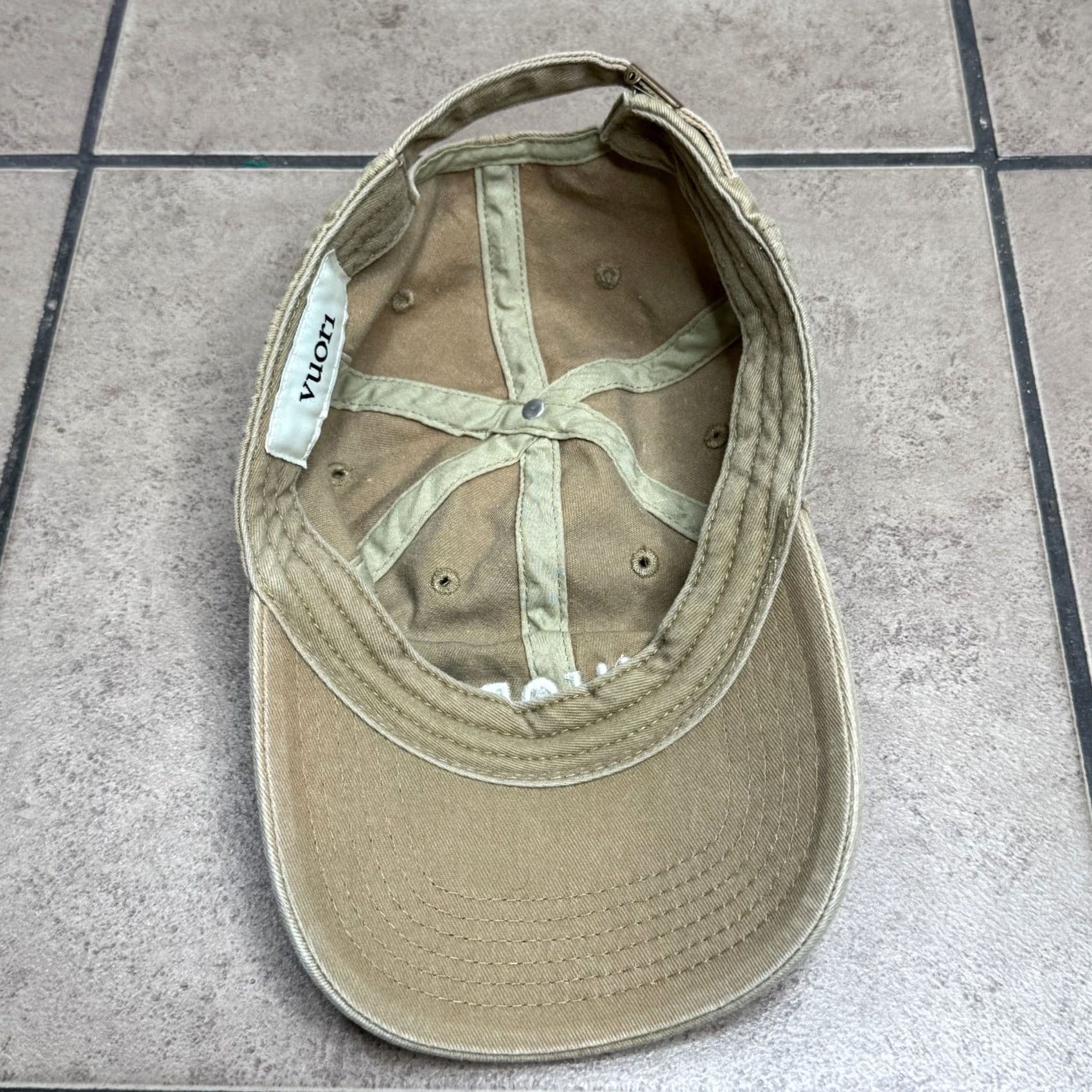 Vuori Vuori Hat Cap One Size Adjustable Strap Fit Beige Outdoor Unisex Baseball Cap Tour Camel Beige Cotton Size ONE SIZE - 3 Thumbnail