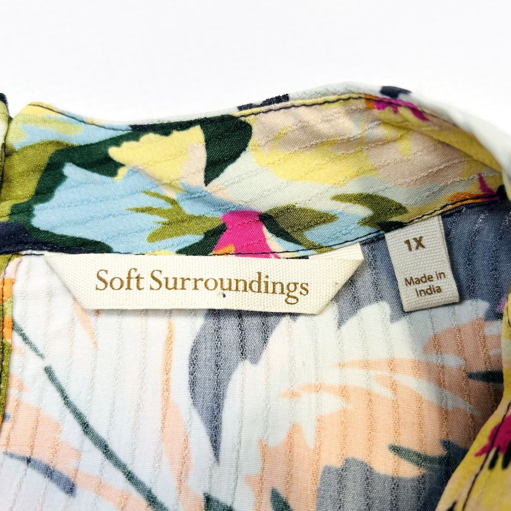 Soft Surroundings Soft Surroundings Flor De Pluma Blouse Top Sleeveless Floral Drape Tank Size 1X Multicolor Women Size XL / US 12-14 / IT 48-50 - 7 Thumbnail