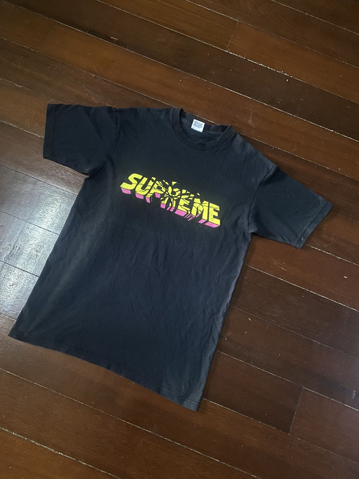 Hypebeast Fire 🔥 vintage y2k Supreme Hulk Smash 2008 black tee Size US M / EU 48-50 / 2 - 4 Thumbnail