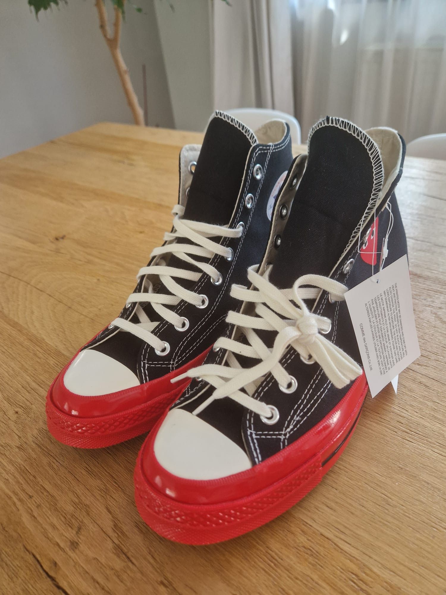 Comme des Garcons Convers Comme des Garcons Size US 11 / EU 44 - 2 Thumbnail