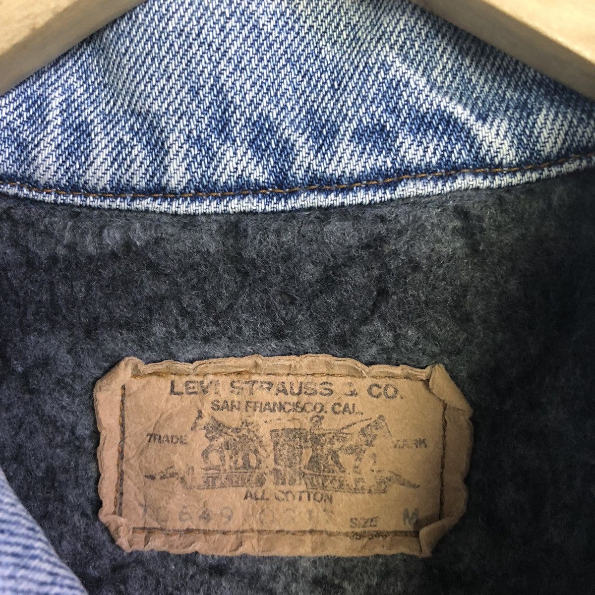 Levi's Vintage Clothing × Vintage Vintage Levi’s Big E Denim Light Wash Jacket Size US M / EU 48-50 / 2 - 11 Thumbnail