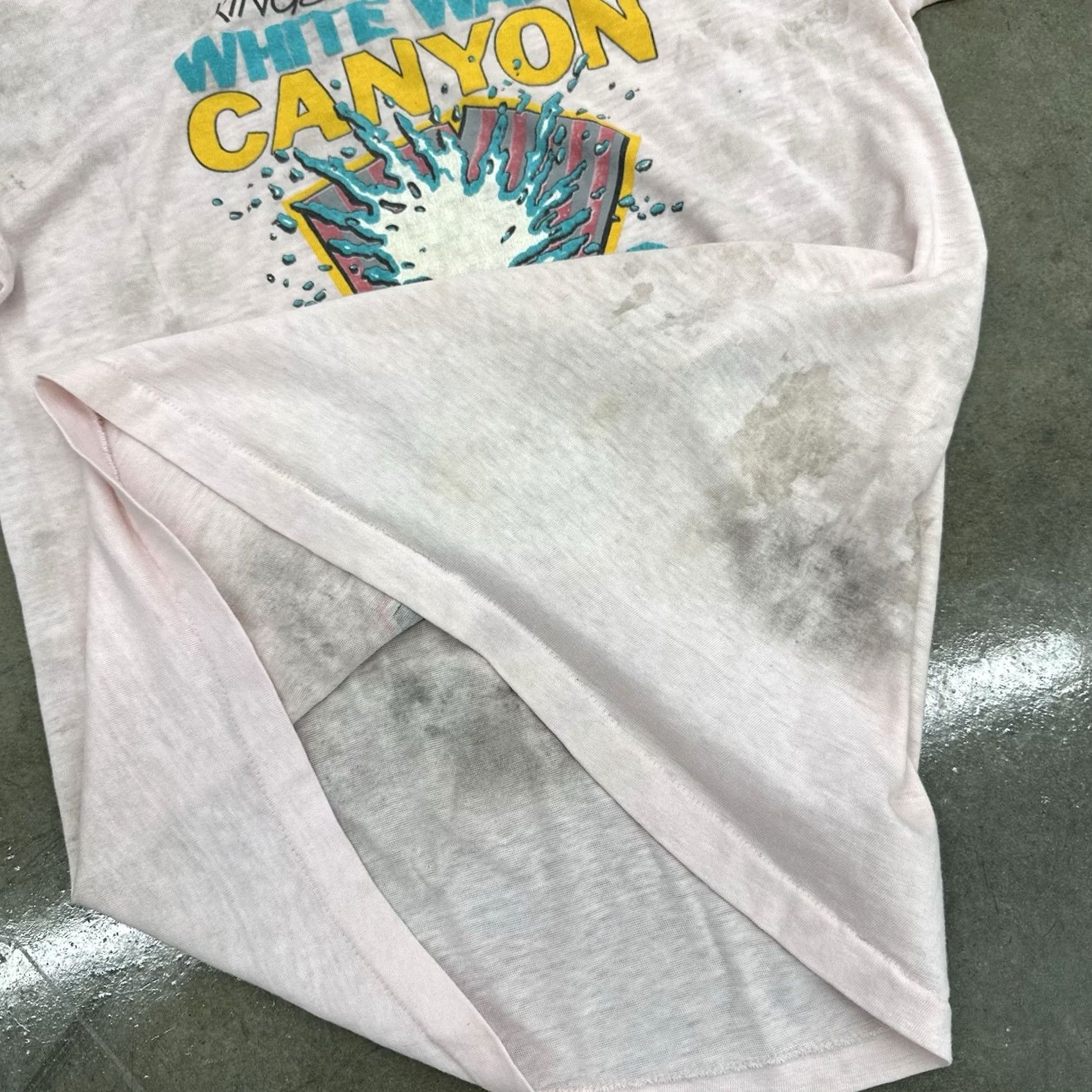Vintage VINTAGE Kings Dominion White Water Canyon Splash Victim Stained T Shirt L 80s Mens Size US L / EU 52-54 / 3 - 3 Thumbnail