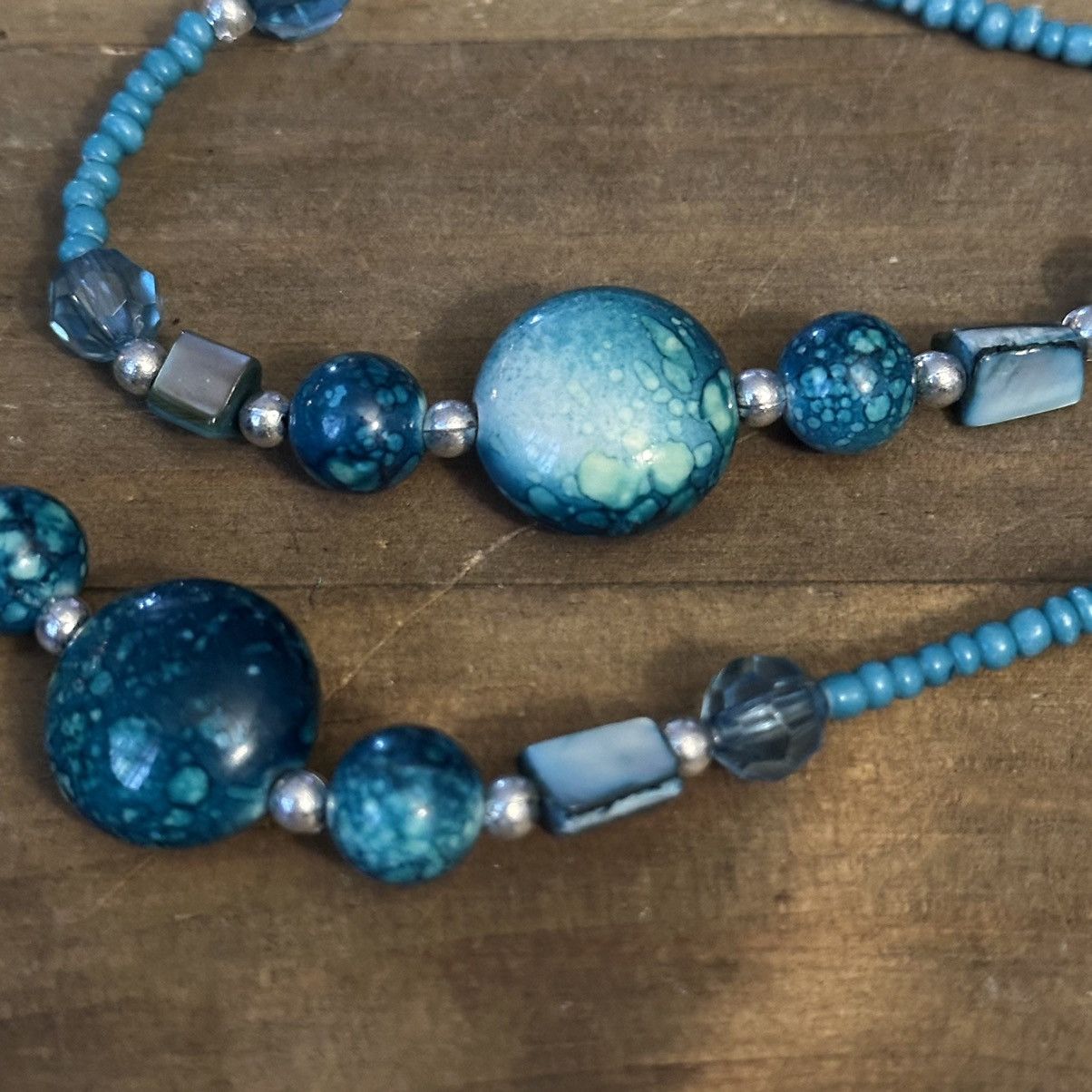 Other Long turquoise color abalone shell and bead necklace Size ONE SIZE - 2 Thumbnail