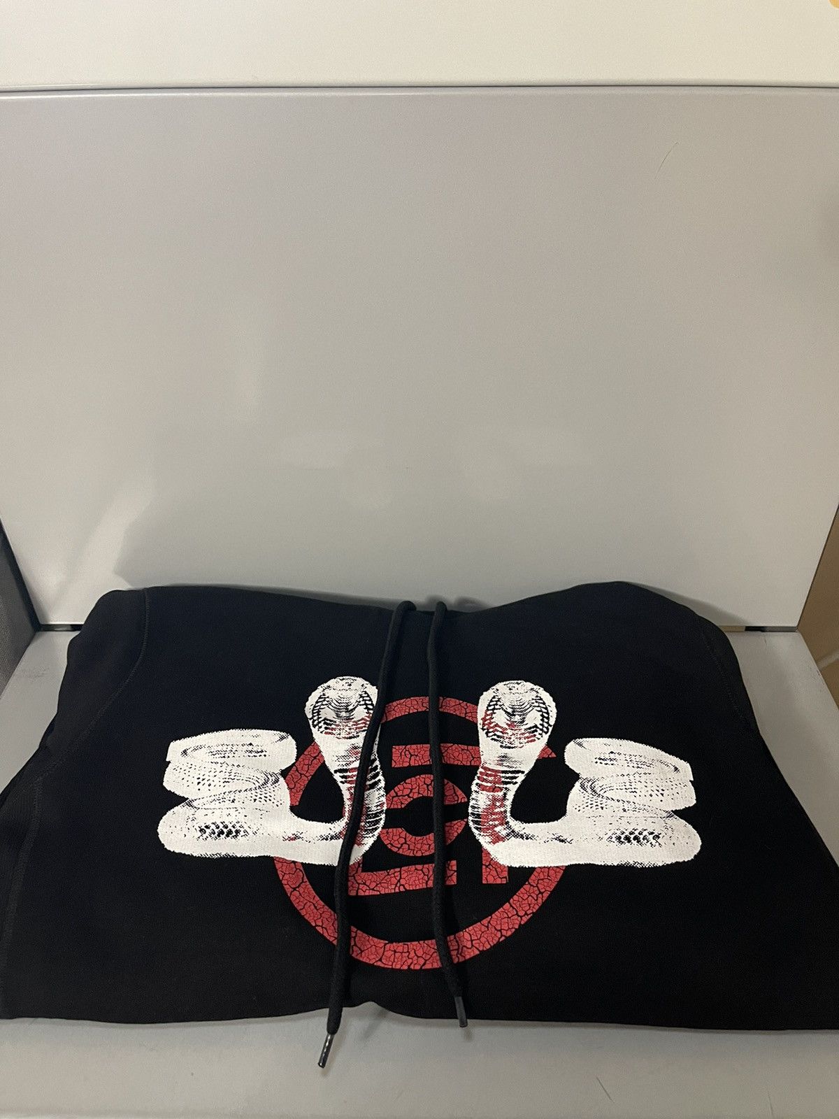 CLOT × Japanese Brand Clot White Snake Black Hoodie Size Medium Size US M / EU 48-50 / 2 - 12 Thumbnail