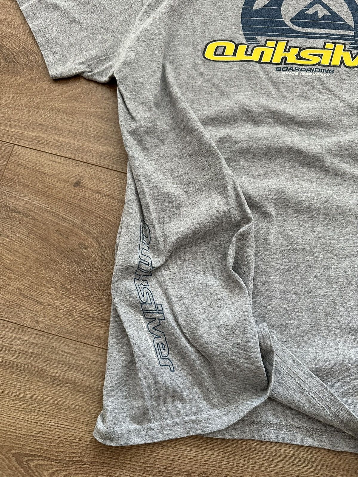 Quiksilver 🔥VINTAGE QUIKSILVER BIG BACK LOGO SURF T-SHIRT🔥 Size US M / EU 48-50 / 2 - 5 Thumbnail