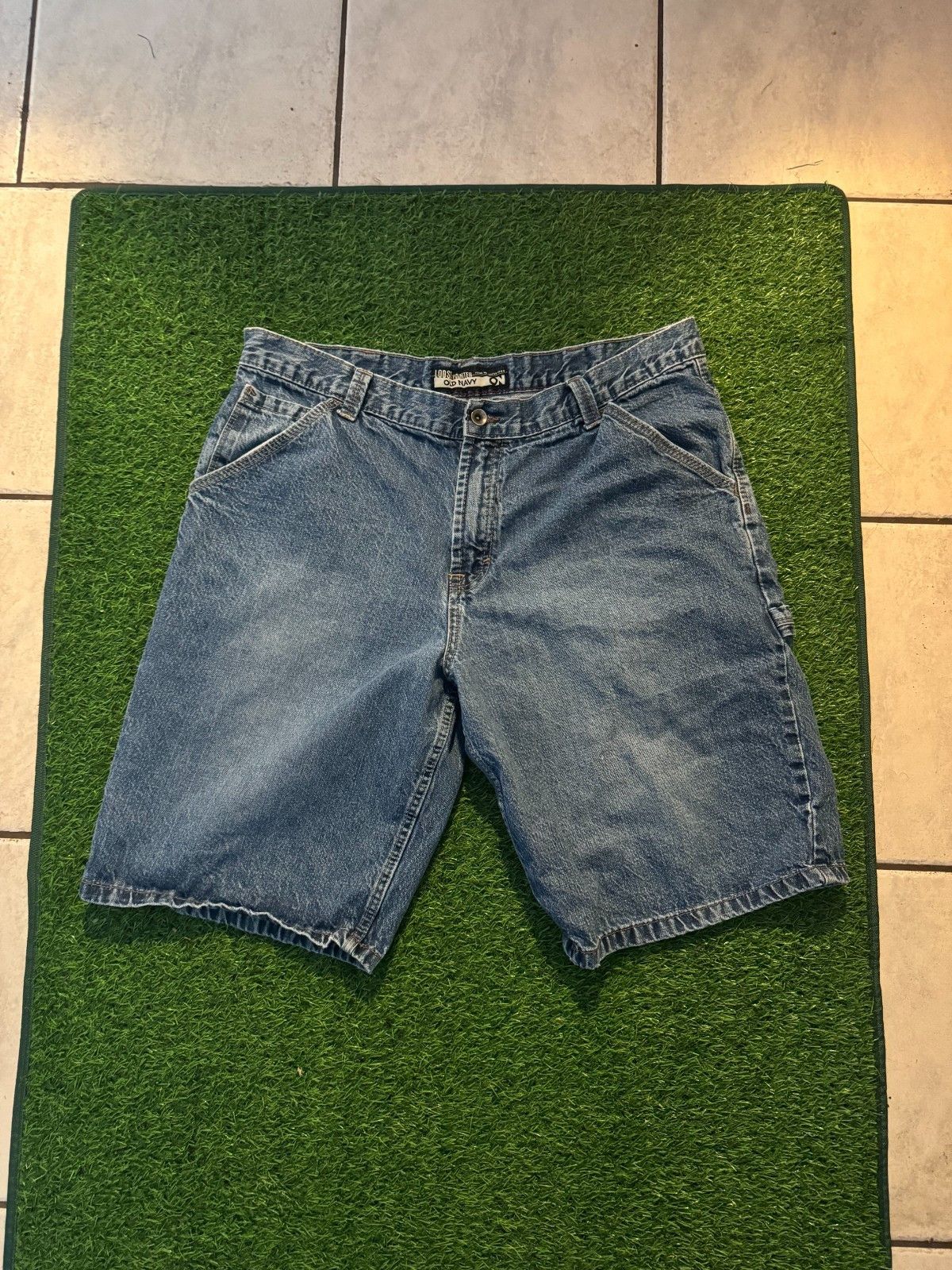 Old Navy Old Navy Denim Shorts Size US 38 / EU 54 - 1 Thumbnail