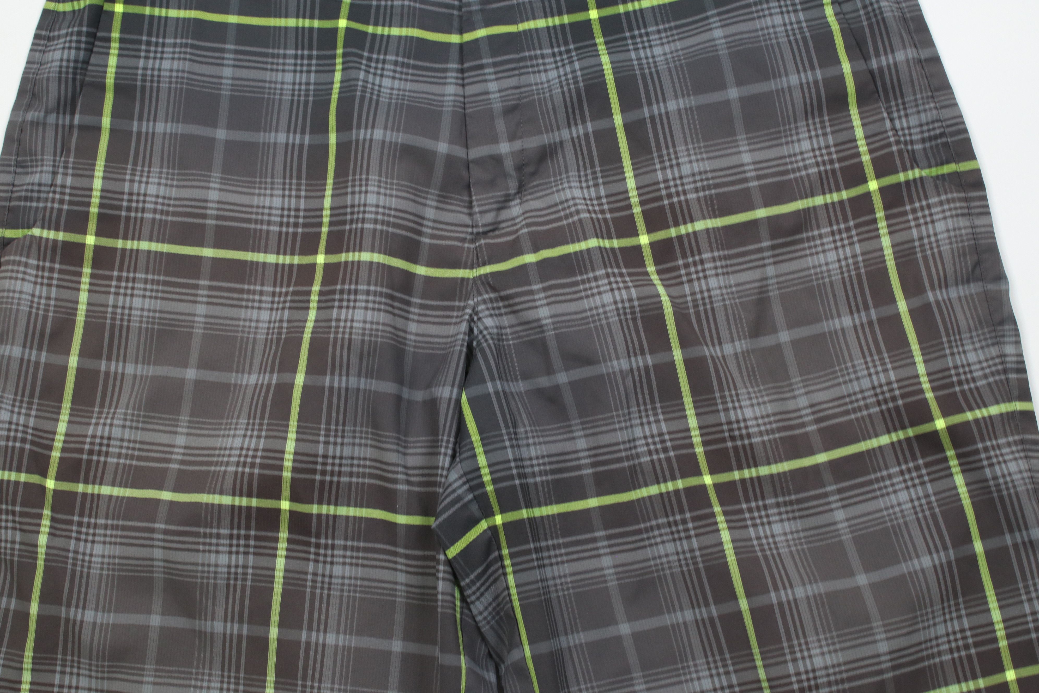 Nike Nike Golf Tech Golfing Chino Shorts Gray Plaid Polyester Size US 34 / EU 50 - 3 Thumbnail