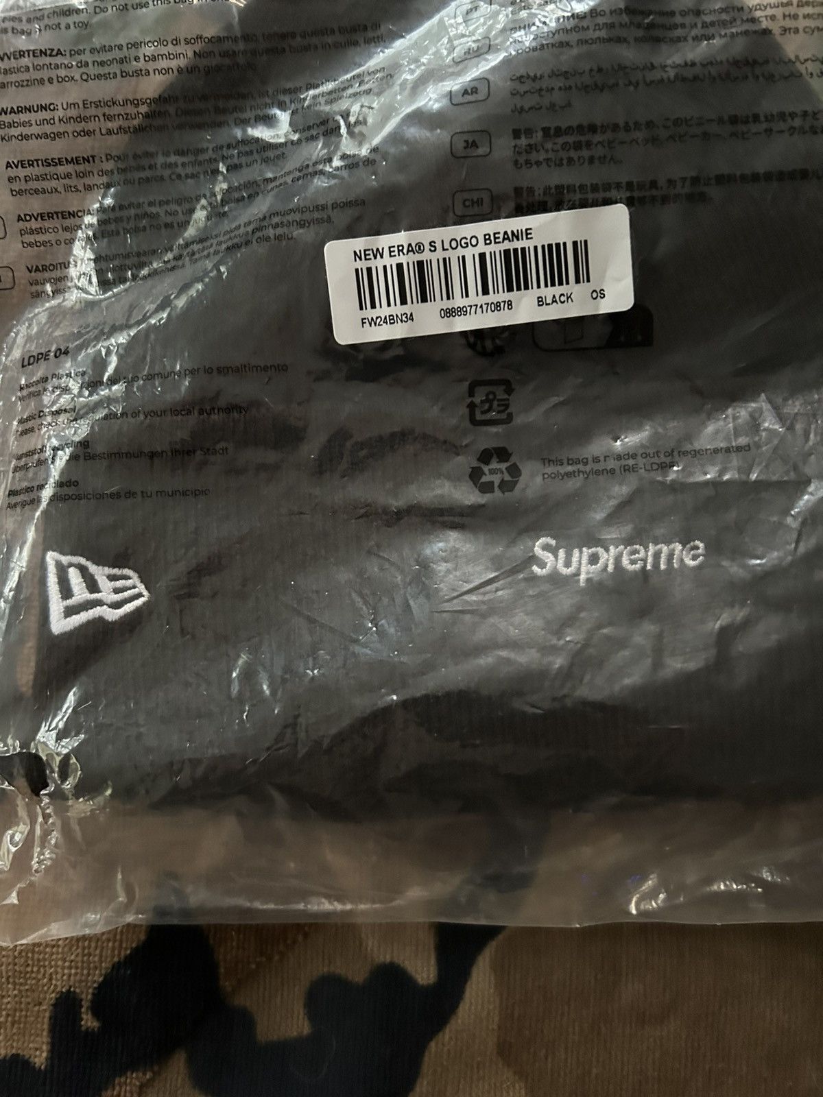 New Era × Supreme Supreme New Era S Logo Beanie Black FW24 Size ONE SIZE - 10 Thumbnail