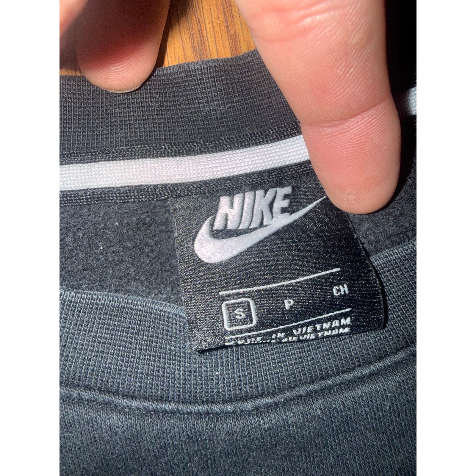 Nike Nike Air Black Spell Out Sweater Size Small Size US S / EU 44-46 / 1 - 2 Thumbnail
