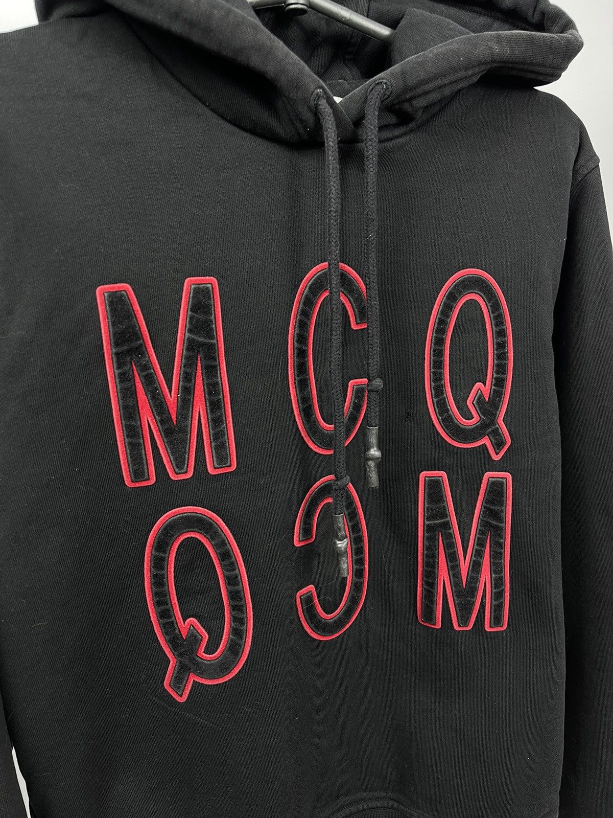 Alexander McQueen Alexander McQueen MCQ hoodie Big Logo Vintage Size S Black Size US S / EU 44-46 / 1 - 2 Thumbnail