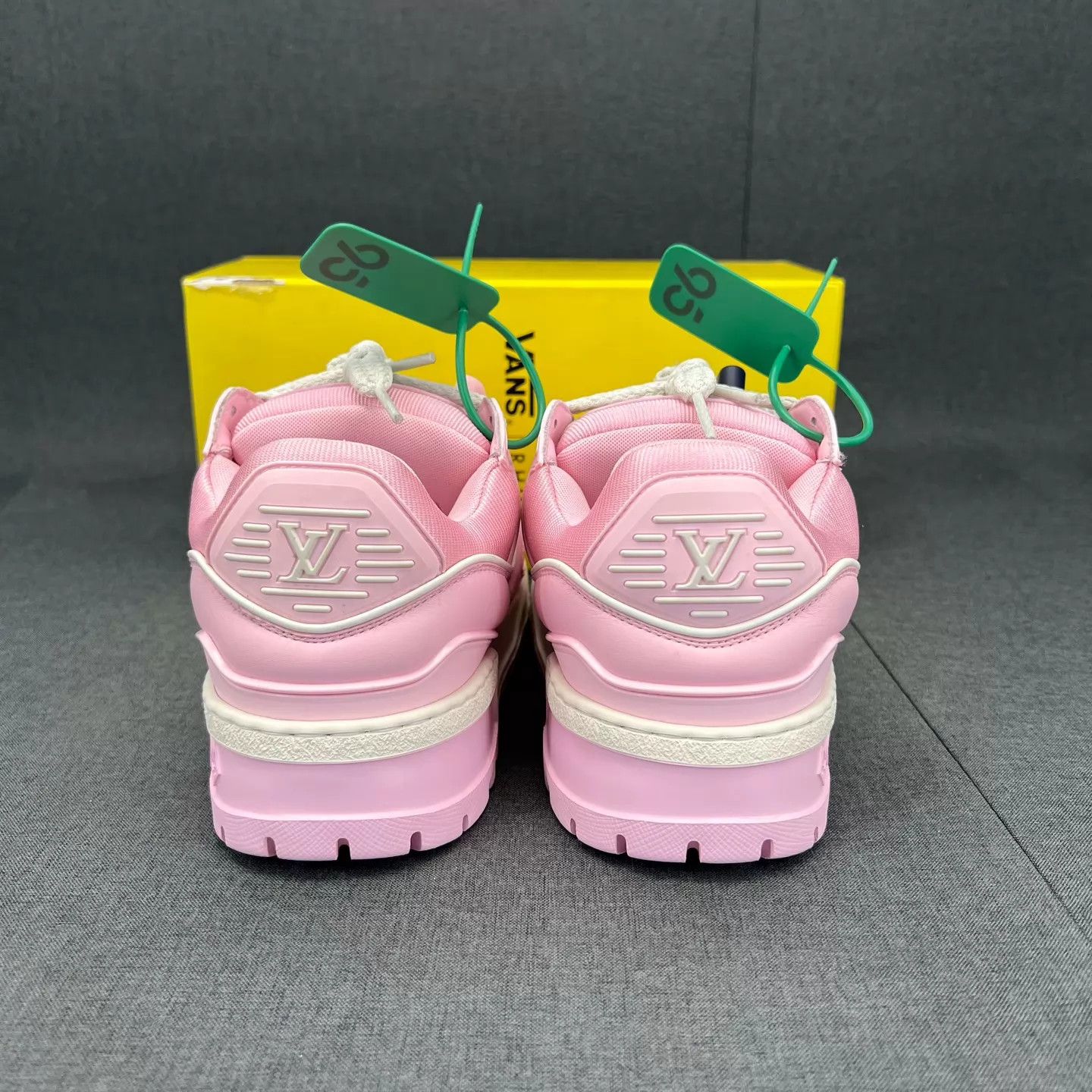 Louis Vuitton LV Trainer Maxi White & Pink 37.5 Size US 7 / IT 37 - 7 Thumbnail
