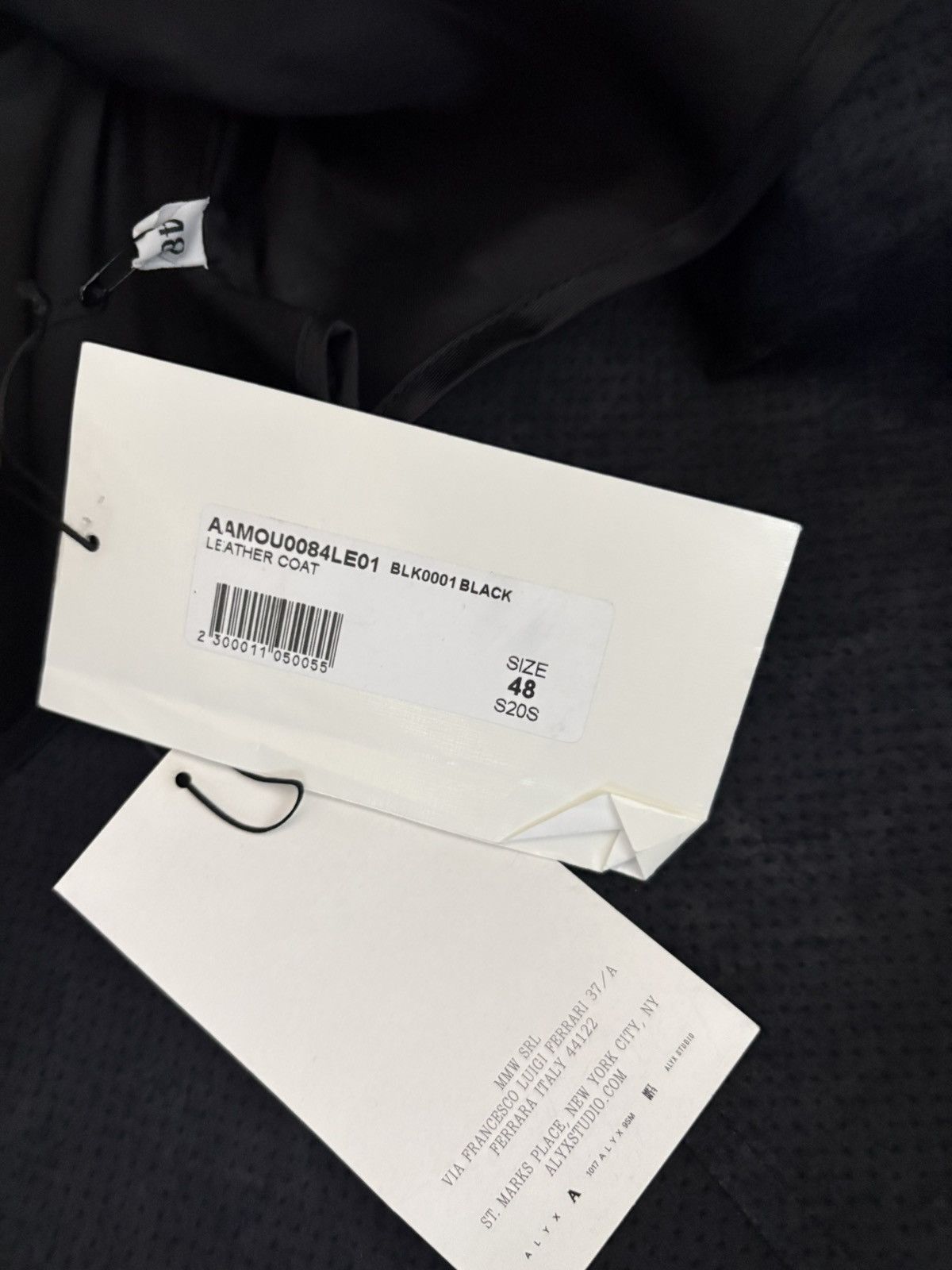 1017 ALYX 9SM RARE 1017 ALYX 9SM LEATHER COAT Size US M / EU 48-50 / 2 - 4 Thumbnail