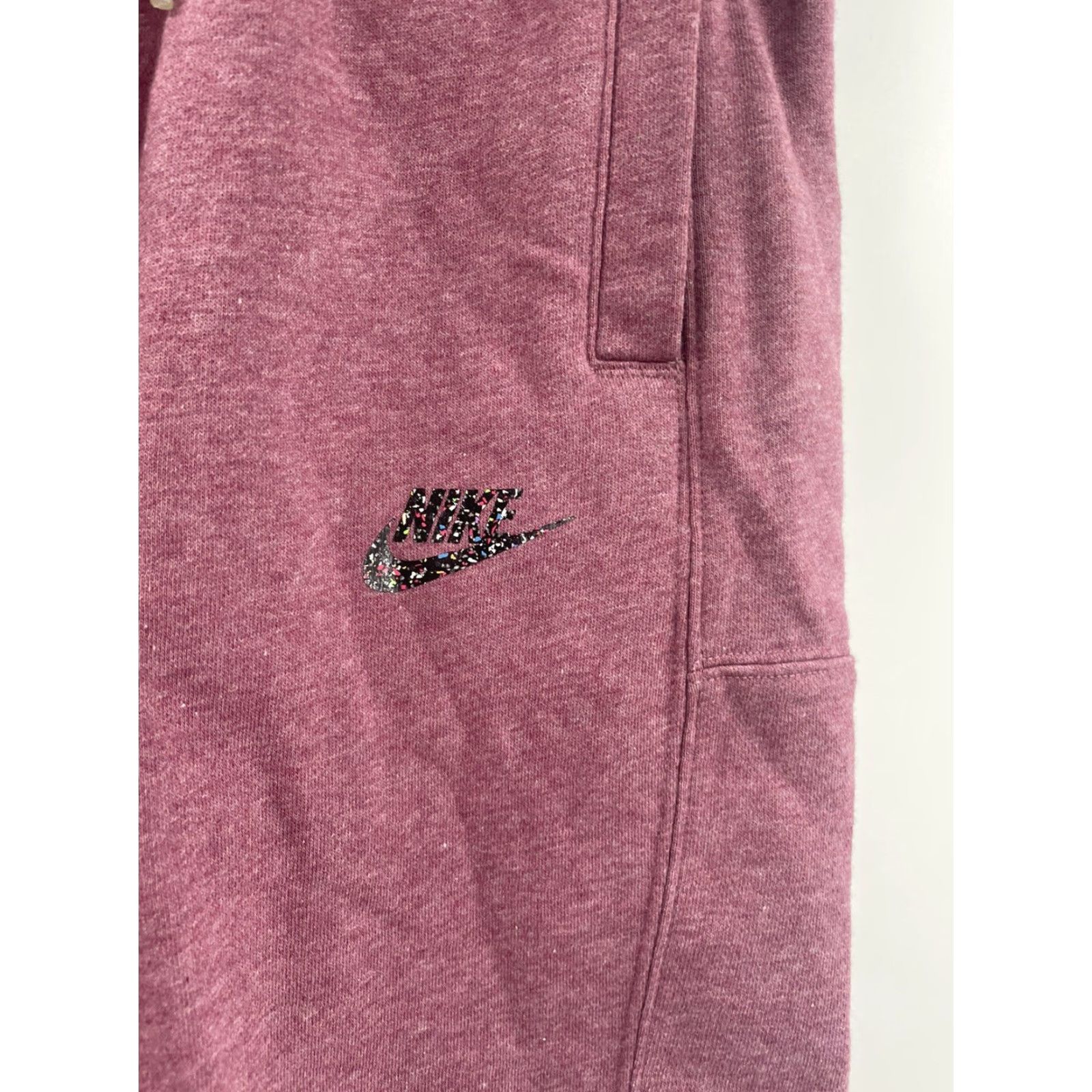 Nike Nike Sportswear Shorts Small S Red Essentials Semi-Brushed Mens Size US 29 - 3 Thumbnail